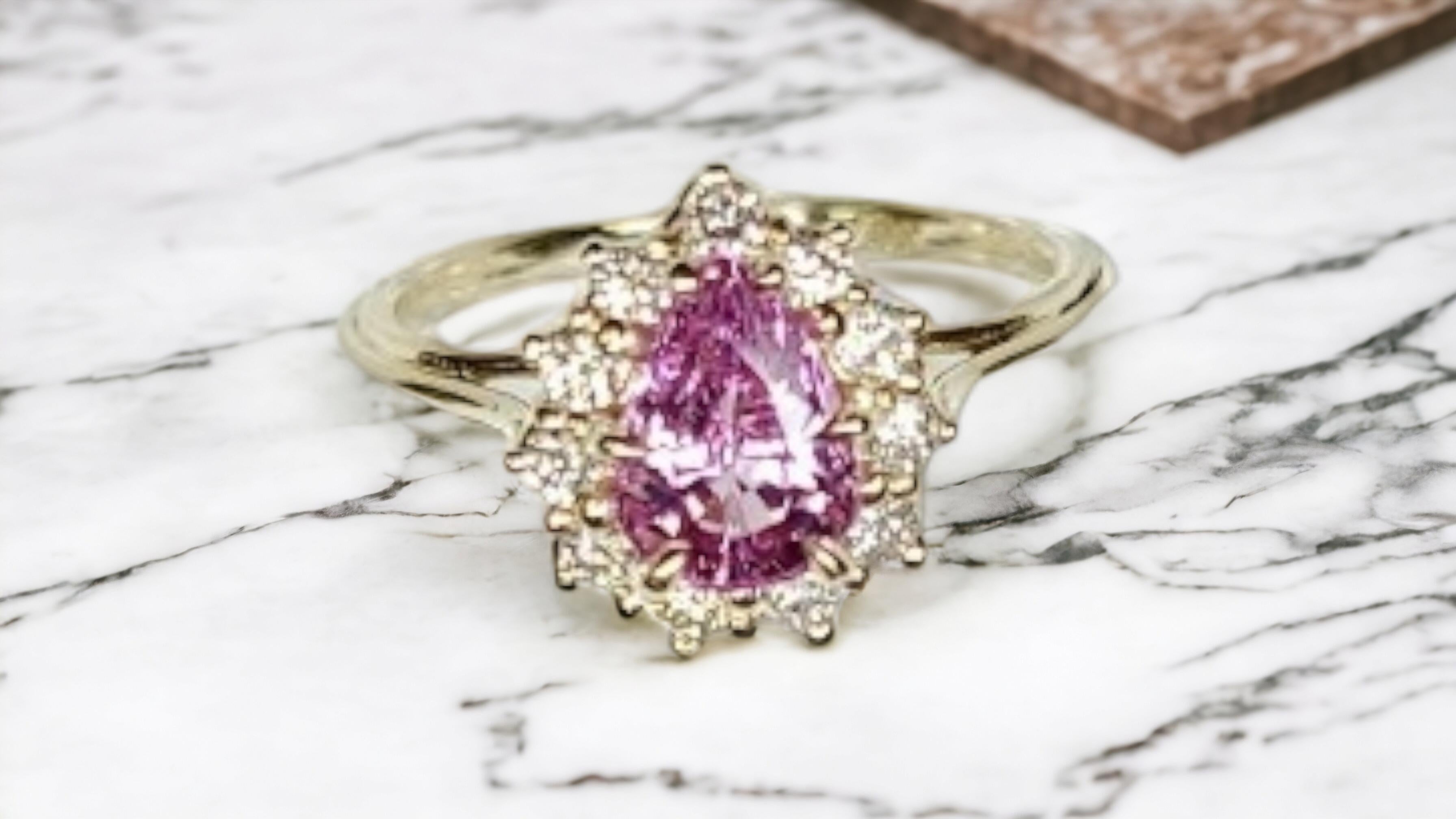 Bague en or 14 carats avec diamants et saphir rose naturel non chauffé de 1,37 carat, certifiée Cert en vente 7