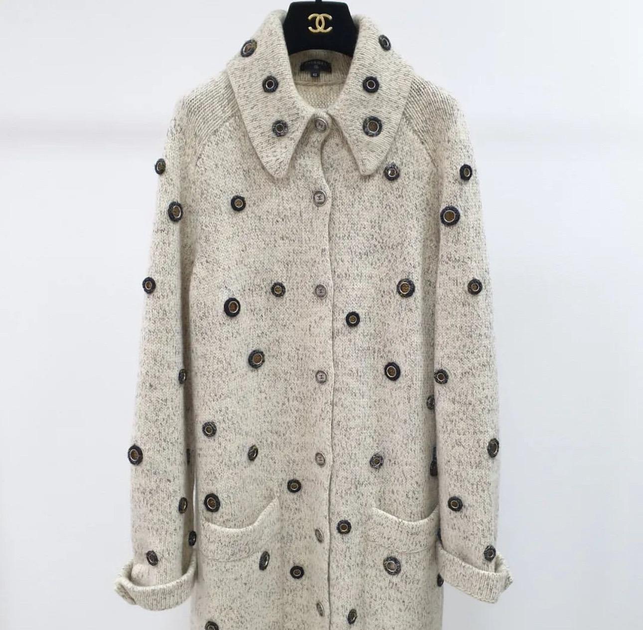 New Chanel  16A Cashmere CC Logo Buttons Coat  For Sale 2