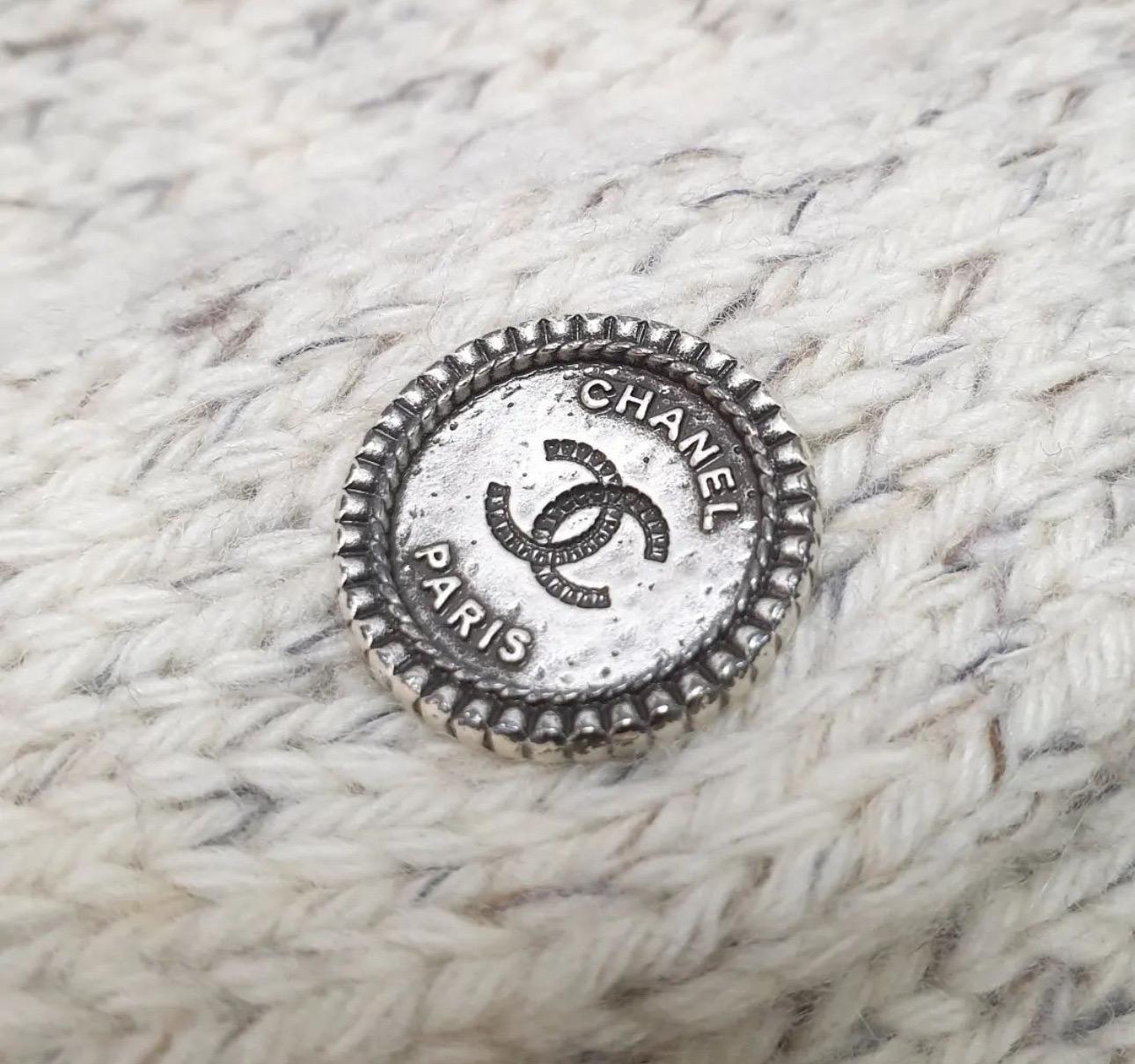 New Chanel  16A Cashmere CC Logo Buttons Coat  For Sale 5