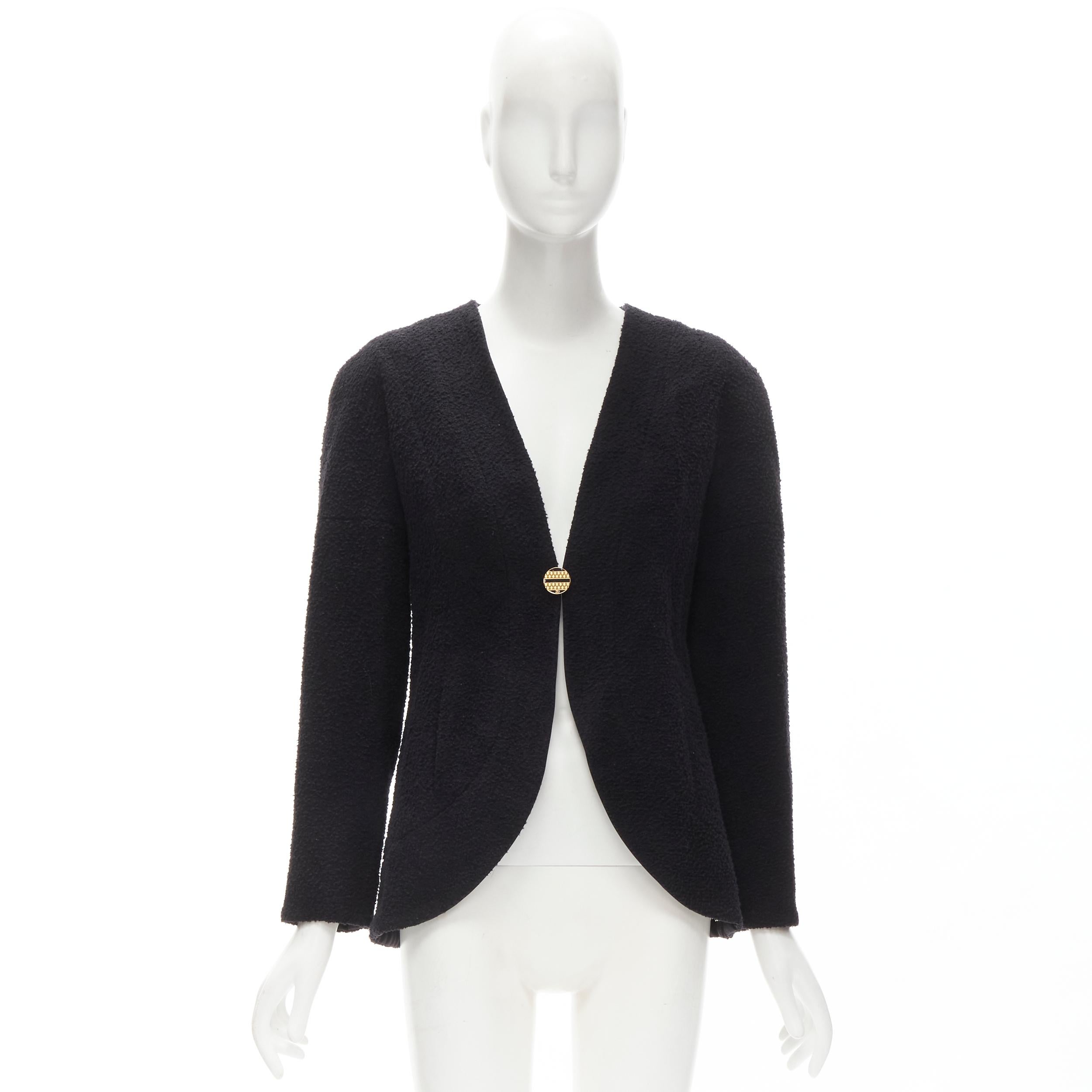new CHANEL 19A black wool boucle gold round shoulder cocoon jacket FR38 M For Sale 6