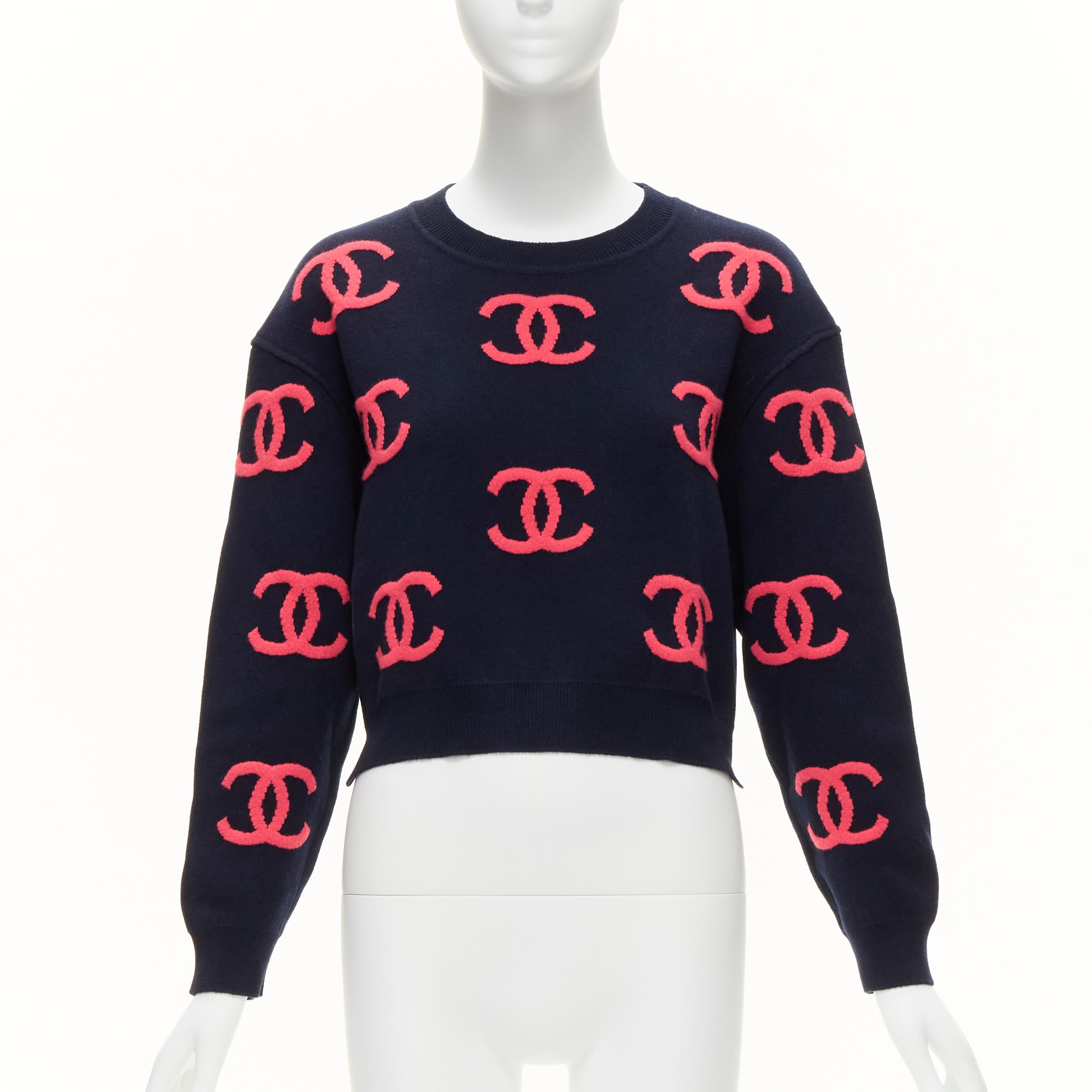 new CHANEL 21P pink navy CC logo intarsia cashmere blend cropped sweater FR38 M For Sale