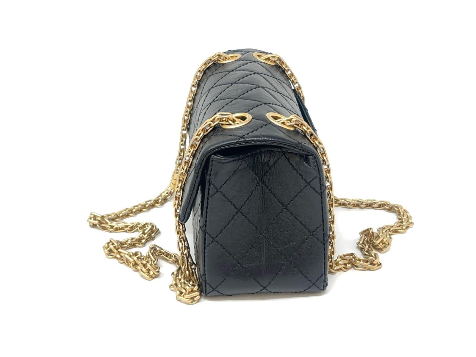 Women's or Men's New Chanel Black 2.55 Reissue Quilted Aged Calfskin Leather Flap GHW 2014