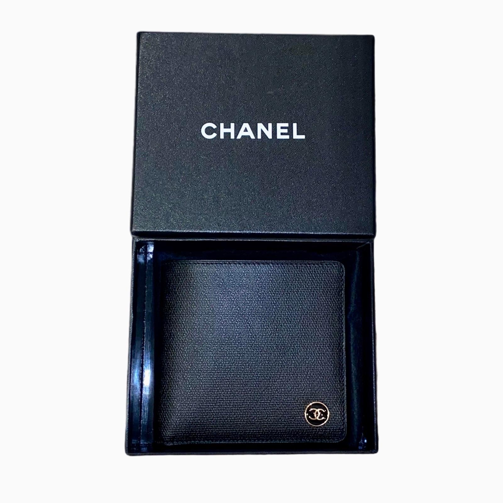 NEW Chanel Black CC Logo Flap Wallet - Full Set with Box & Card For Sale 3