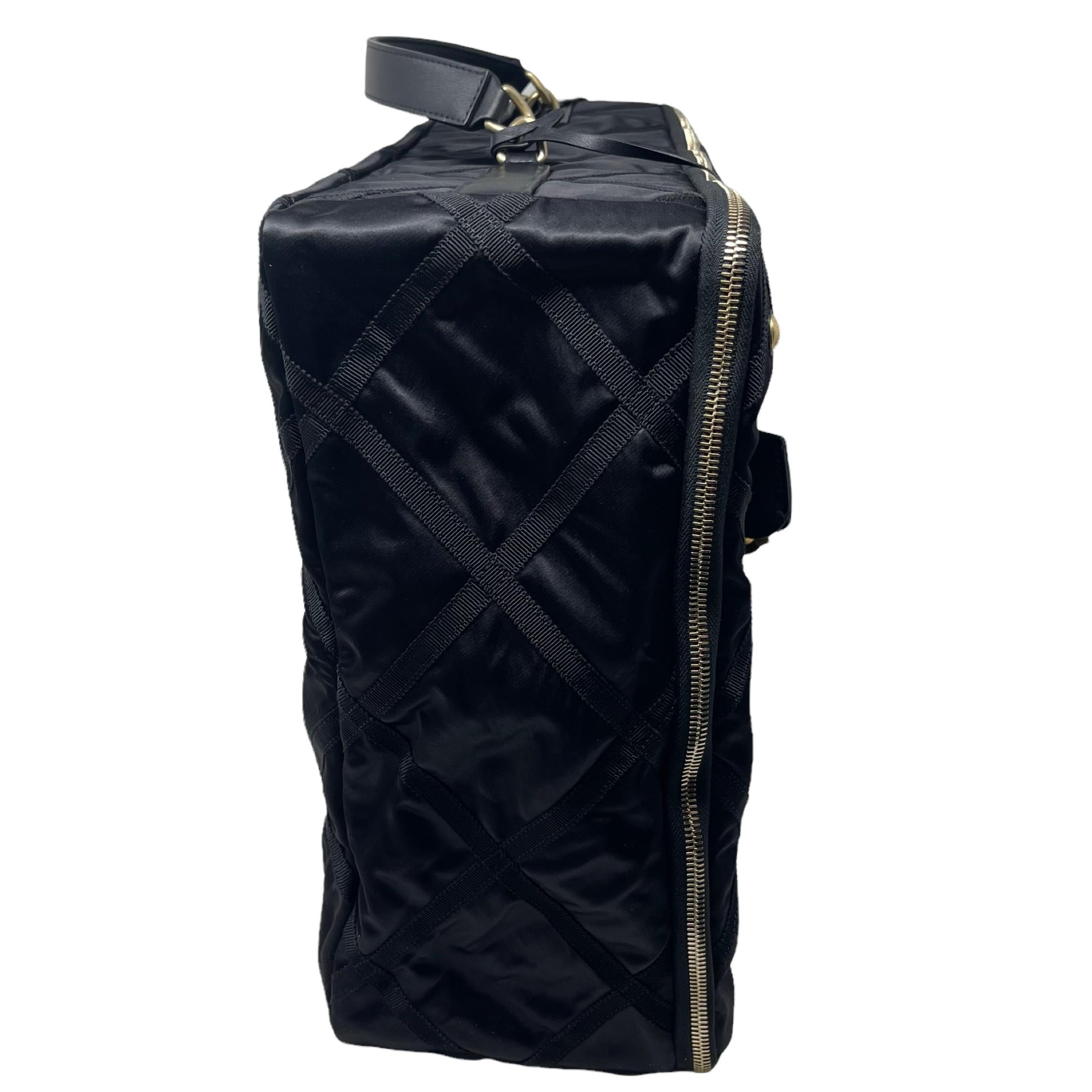 Women's or Men's NEW Chanel Black Nylon Large Travel Bag Gold-Tone Hardware Tote Duffle Bag 2022 For Sale