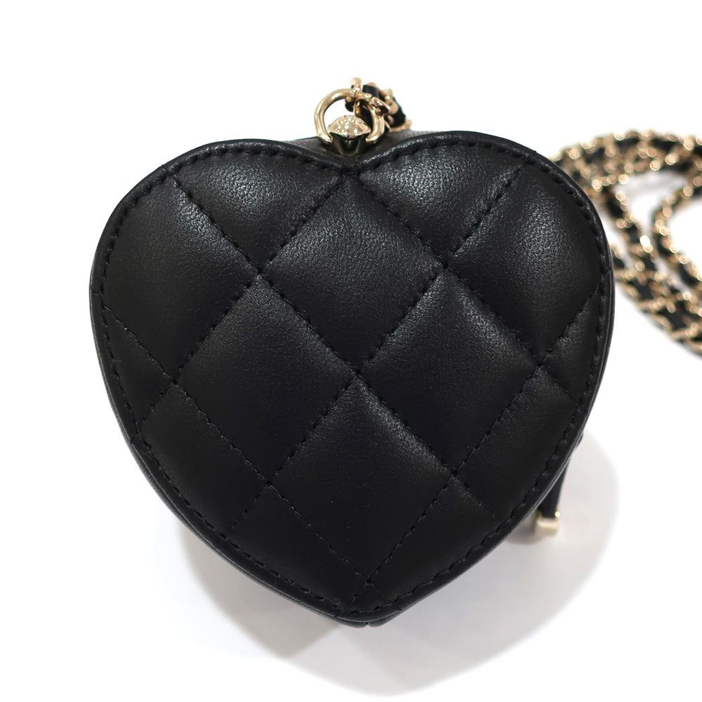 Women's New Chanel Black Small Quilted Lambskin Leather Heart Bag