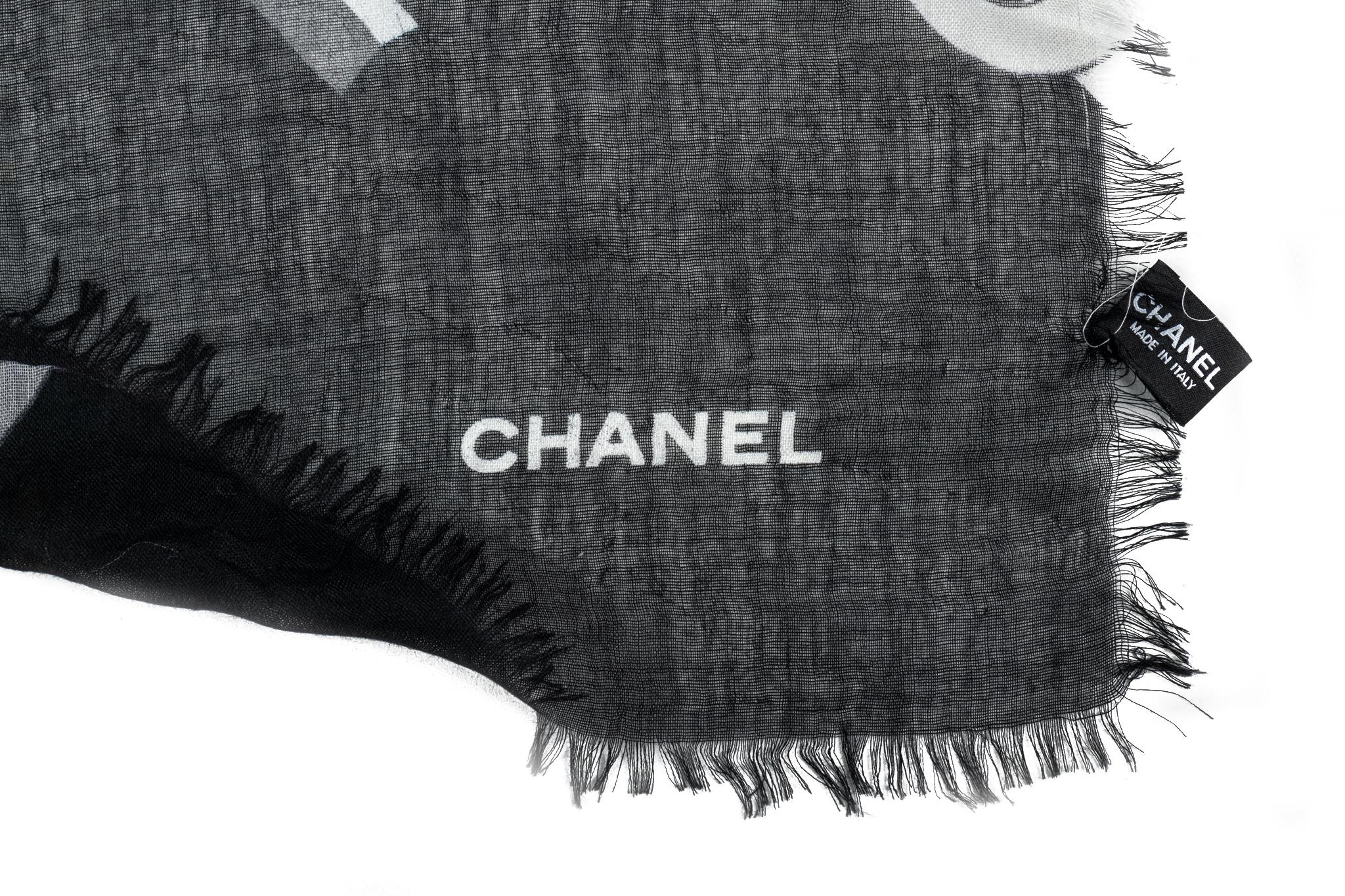 Chanel Kaschmir-Seidenschal in Schwarz und Grau Damen