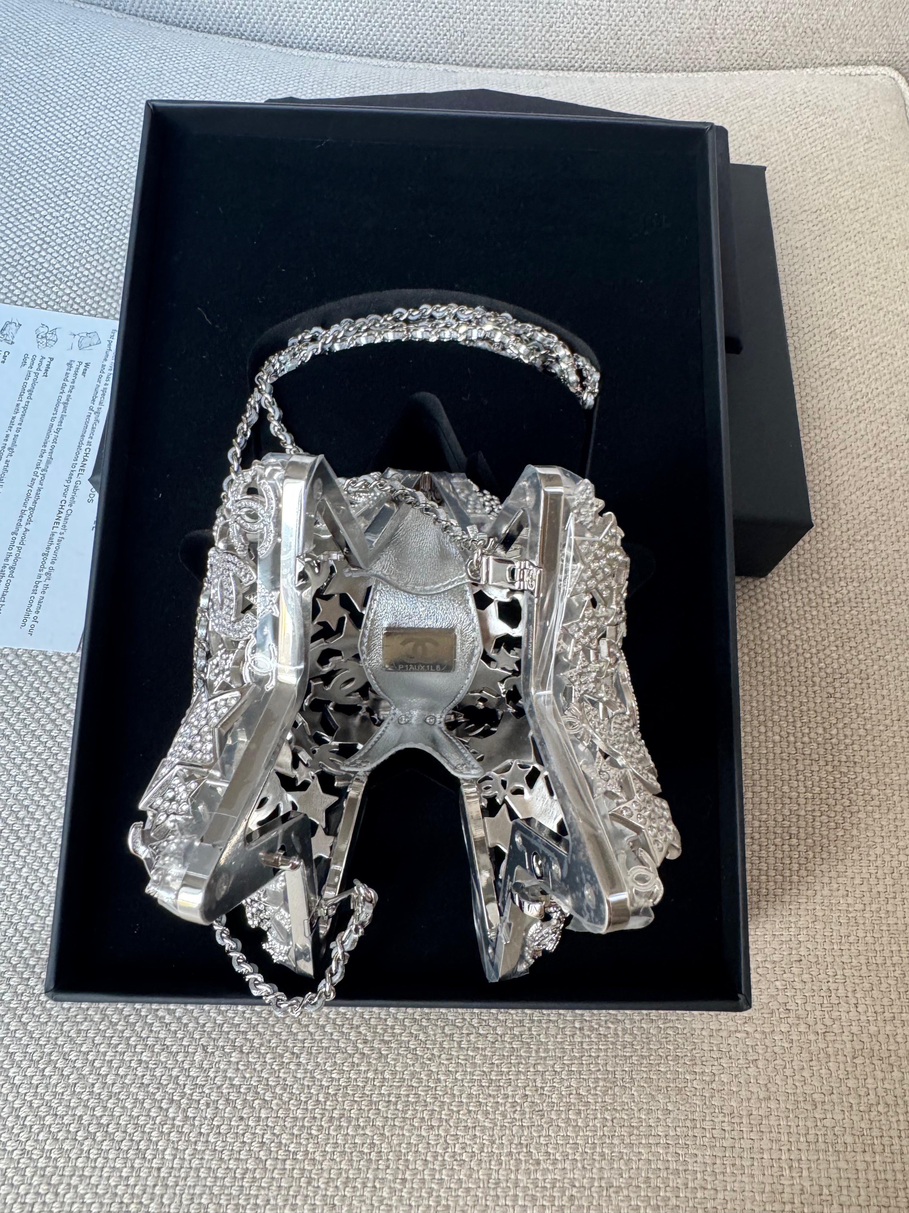 NEW CHANEL Chanel 25A Metier's d'Art Star Minaudiere Strass Crystals Clutch Bag For Sale 9