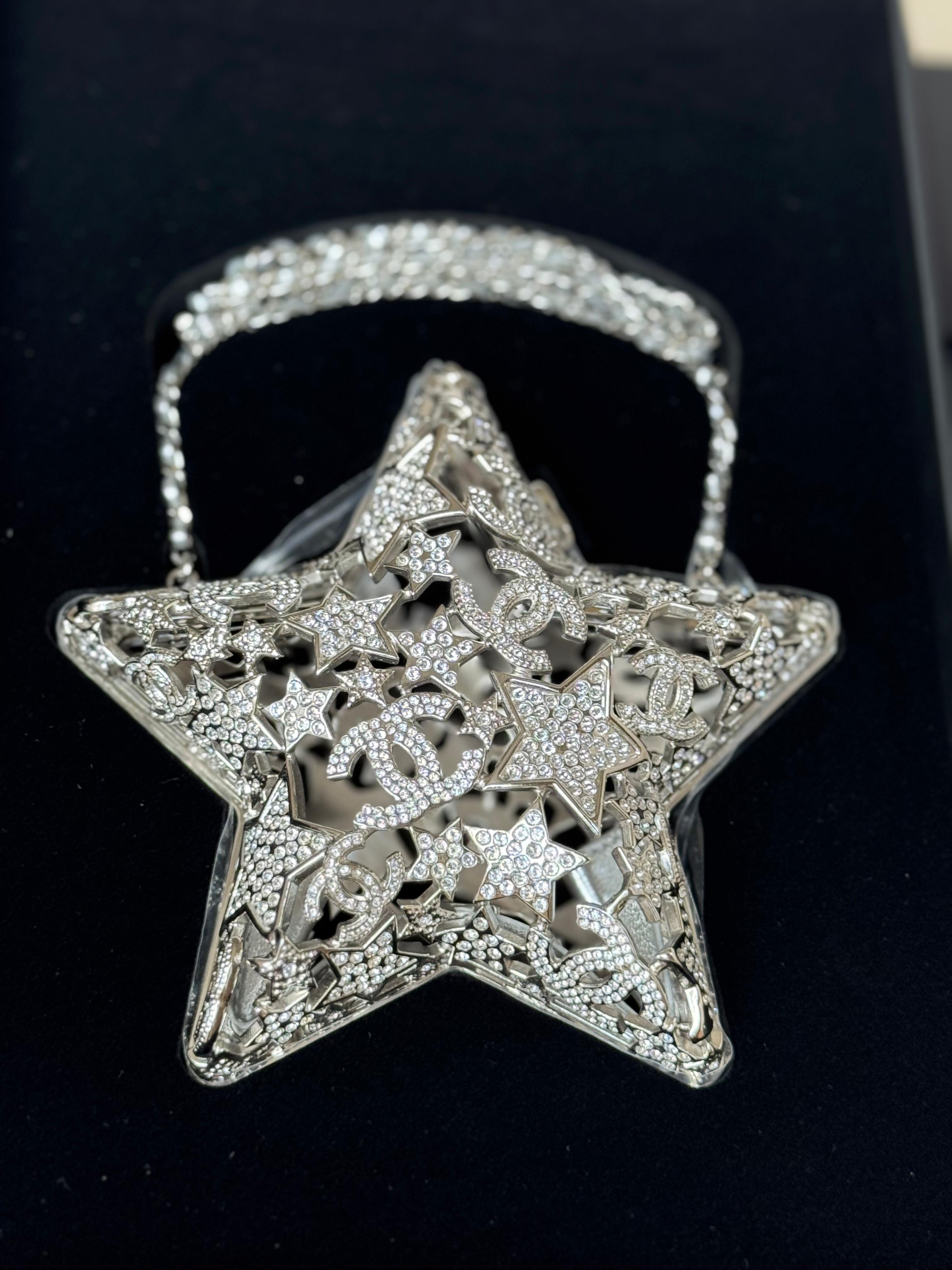 NEW CHANEL Chanel 25A Metier's d'Art Star Minaudiere Strass Crystals Clutch Bag For Sale 14