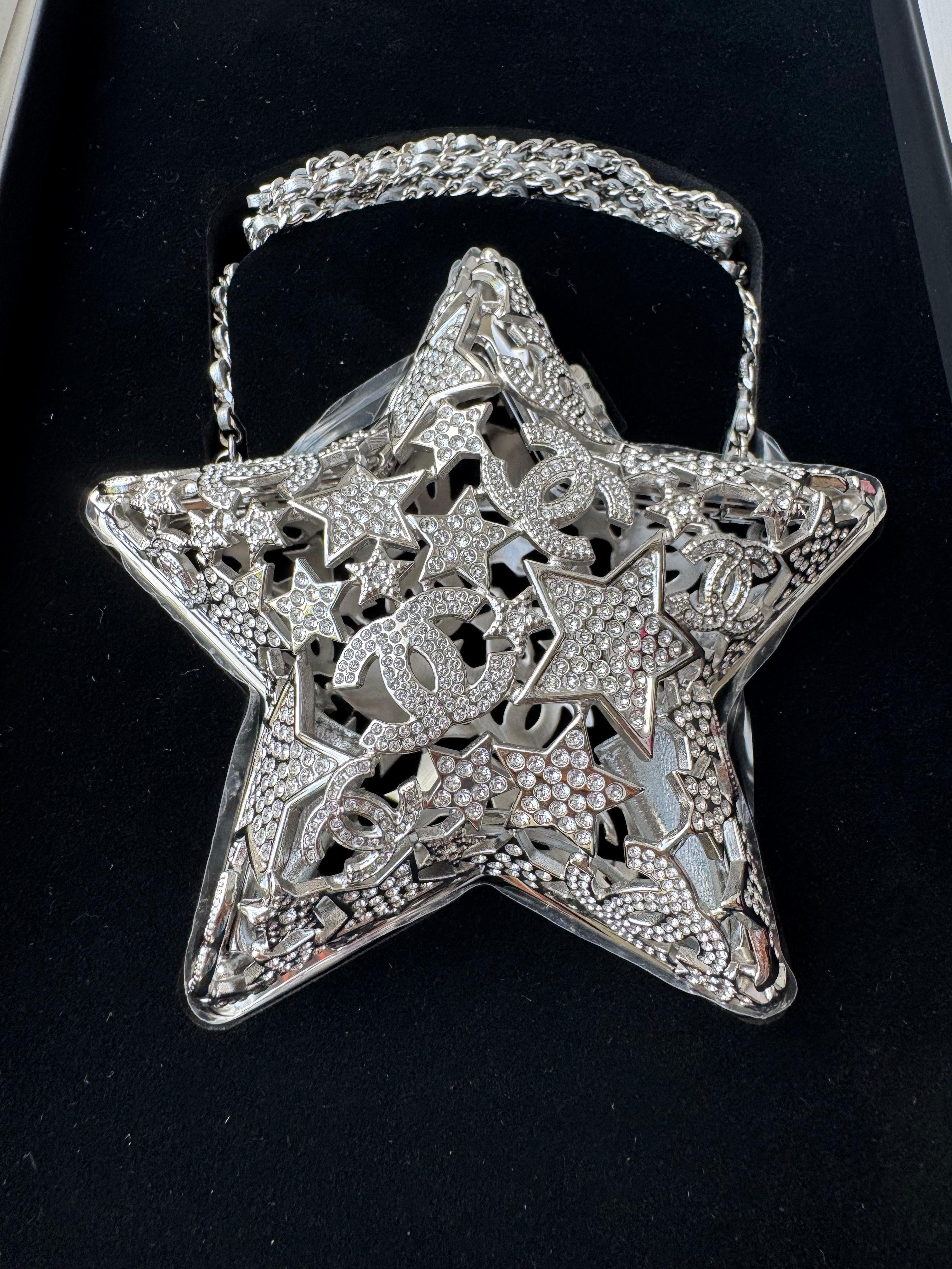 NEW CHANEL Chanel 25A Metier's d'Art Star Minaudiere Strass Crystals Clutch Bag For Sale 2