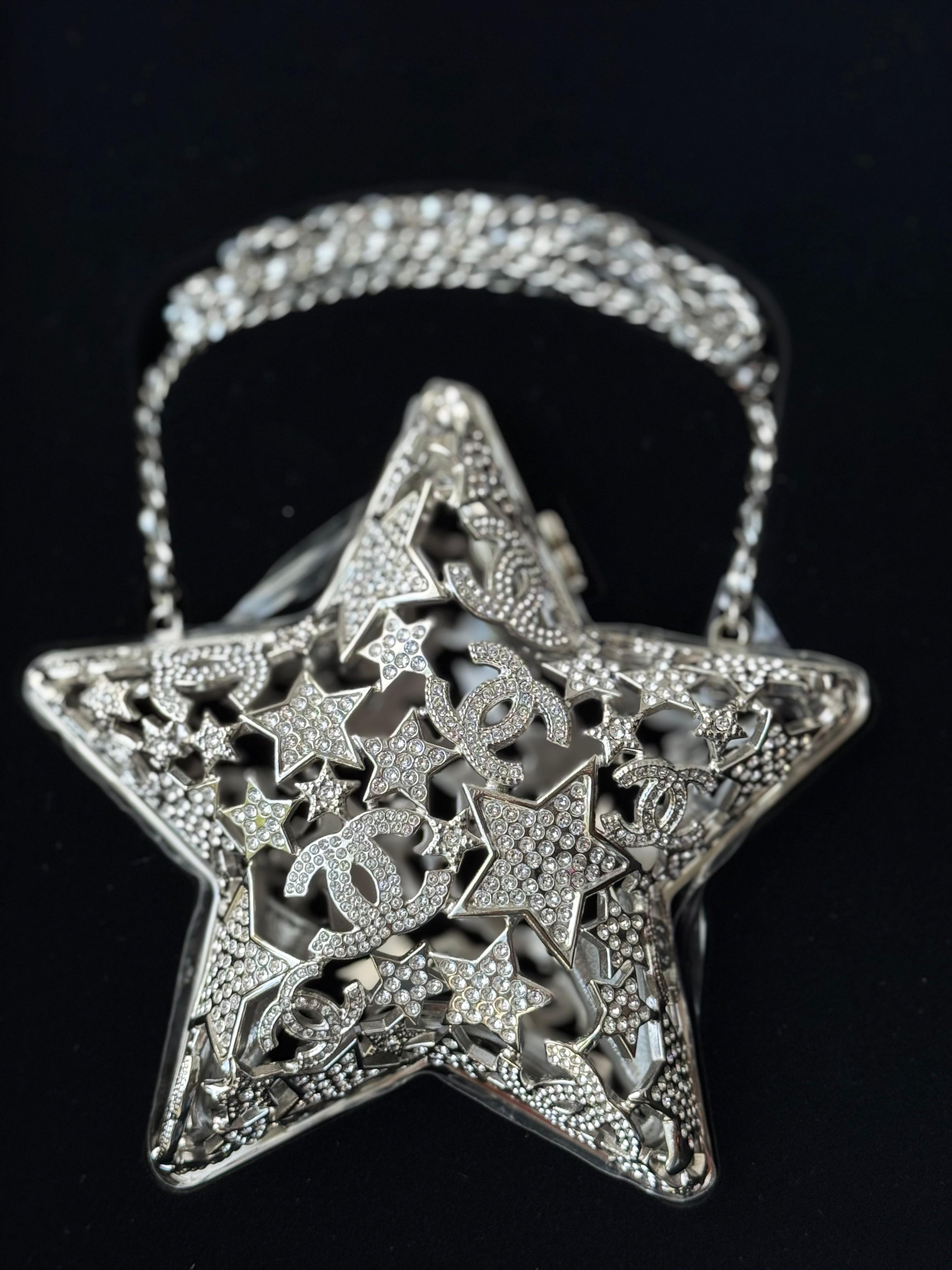NEW CHANEL Chanel 25A Metier's d'Art Star Minaudiere Strass Crystals Clutch Bag For Sale 3