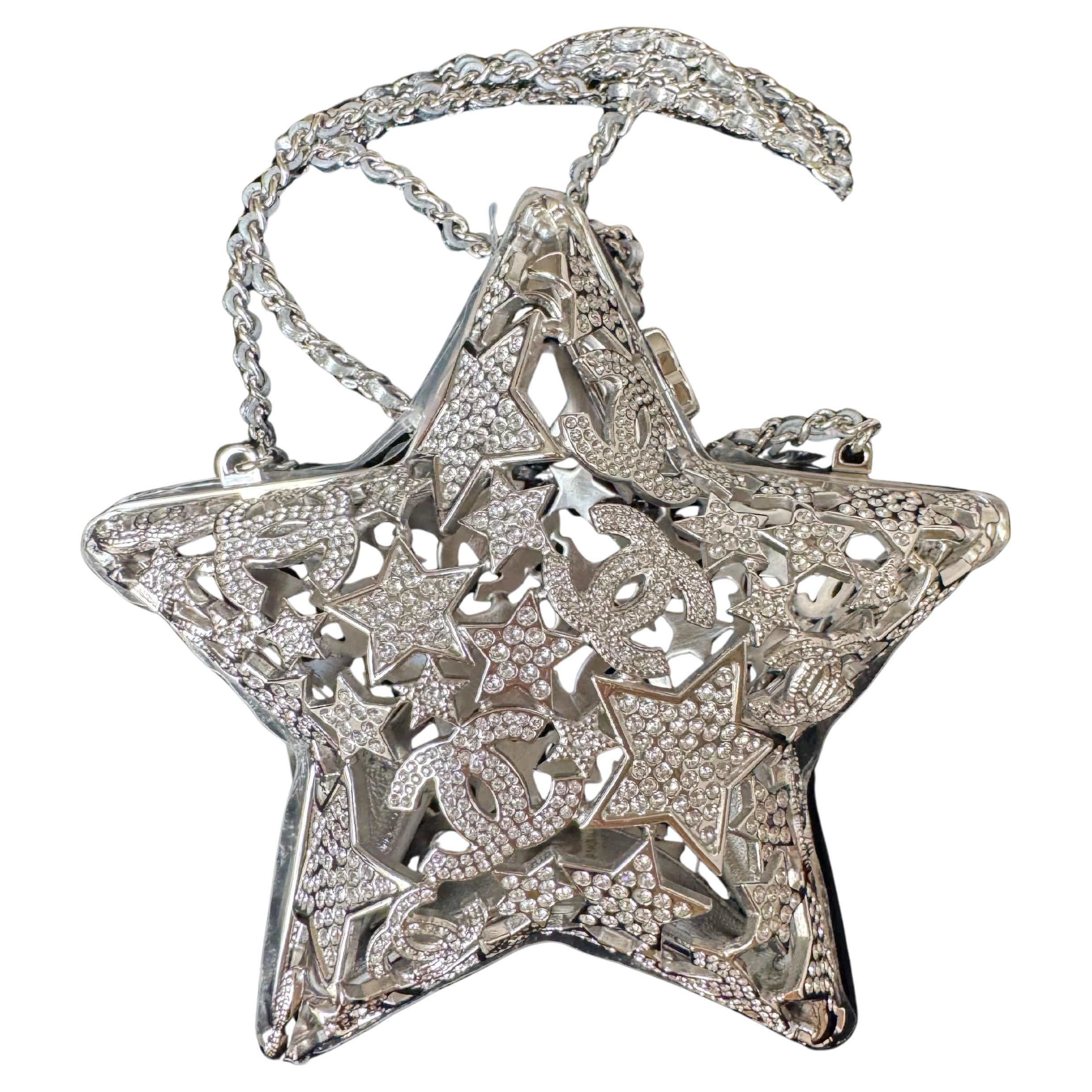 NEW CHANEL Chanel 25A Metier's d'Art Star Minaudiere Strass Crystals Clutch Bag For Sale