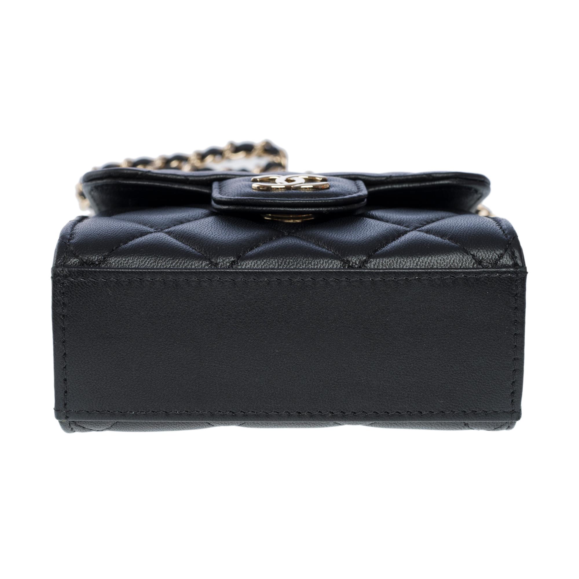 New Chanel Clutch shoulder flap bag in black quilted leather, CHW 8