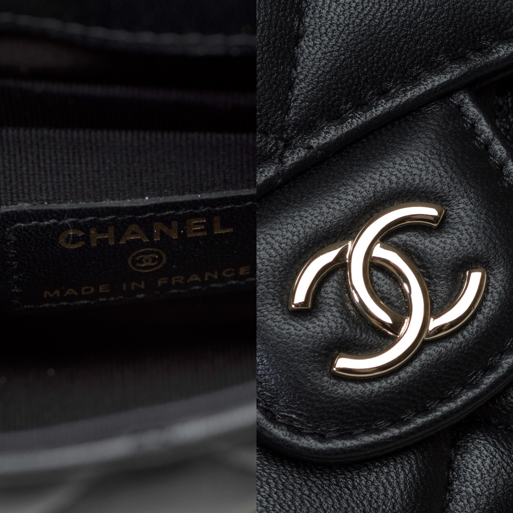New Chanel Clutch shoulder flap bag in black quilted leather, CHW 3
