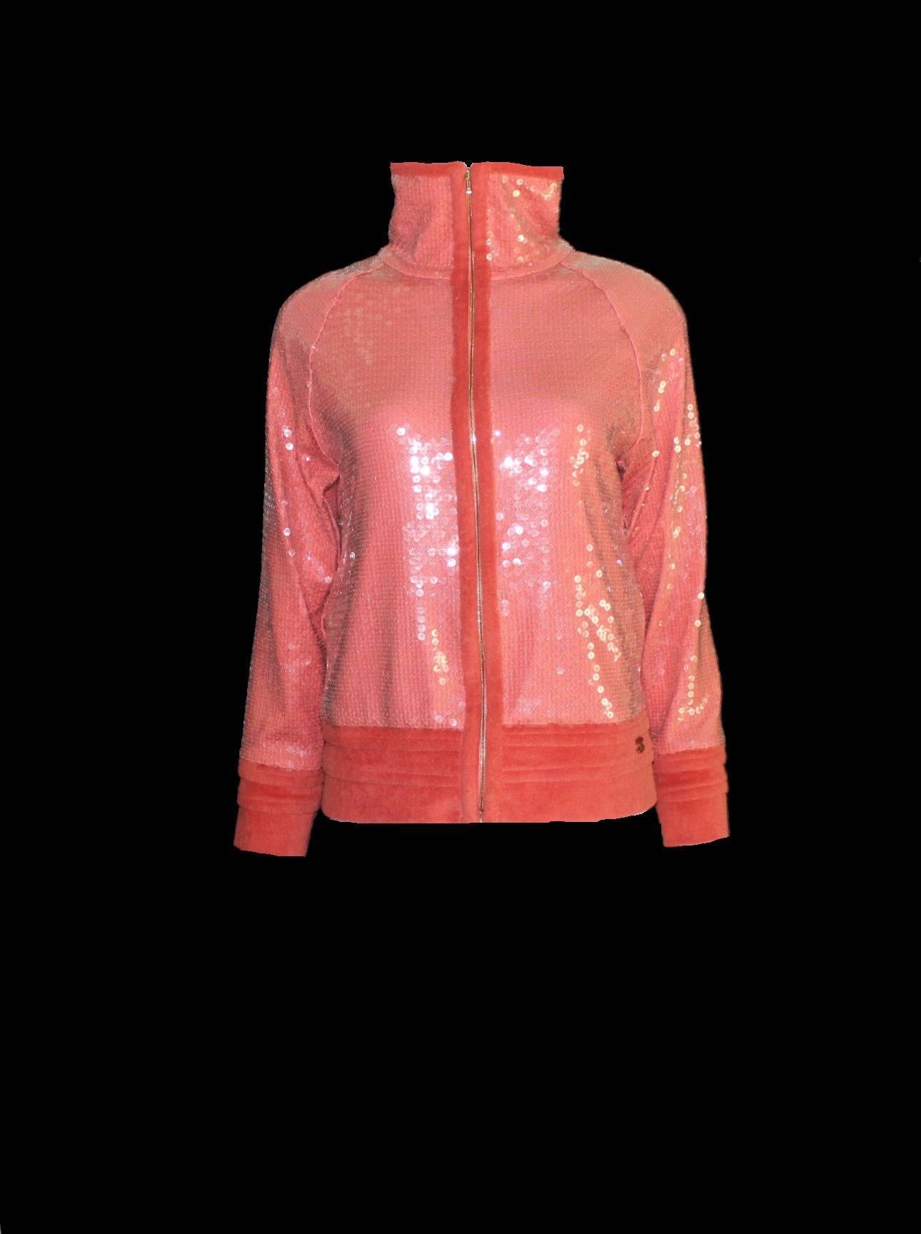 Beautiful CHANEL sequin & terrycloth jacket
A true CHANEL signature item that will last you for many years
Shiny, transparent sequins 
Jacket closes in front with zip, engraved with Chanel's famous 