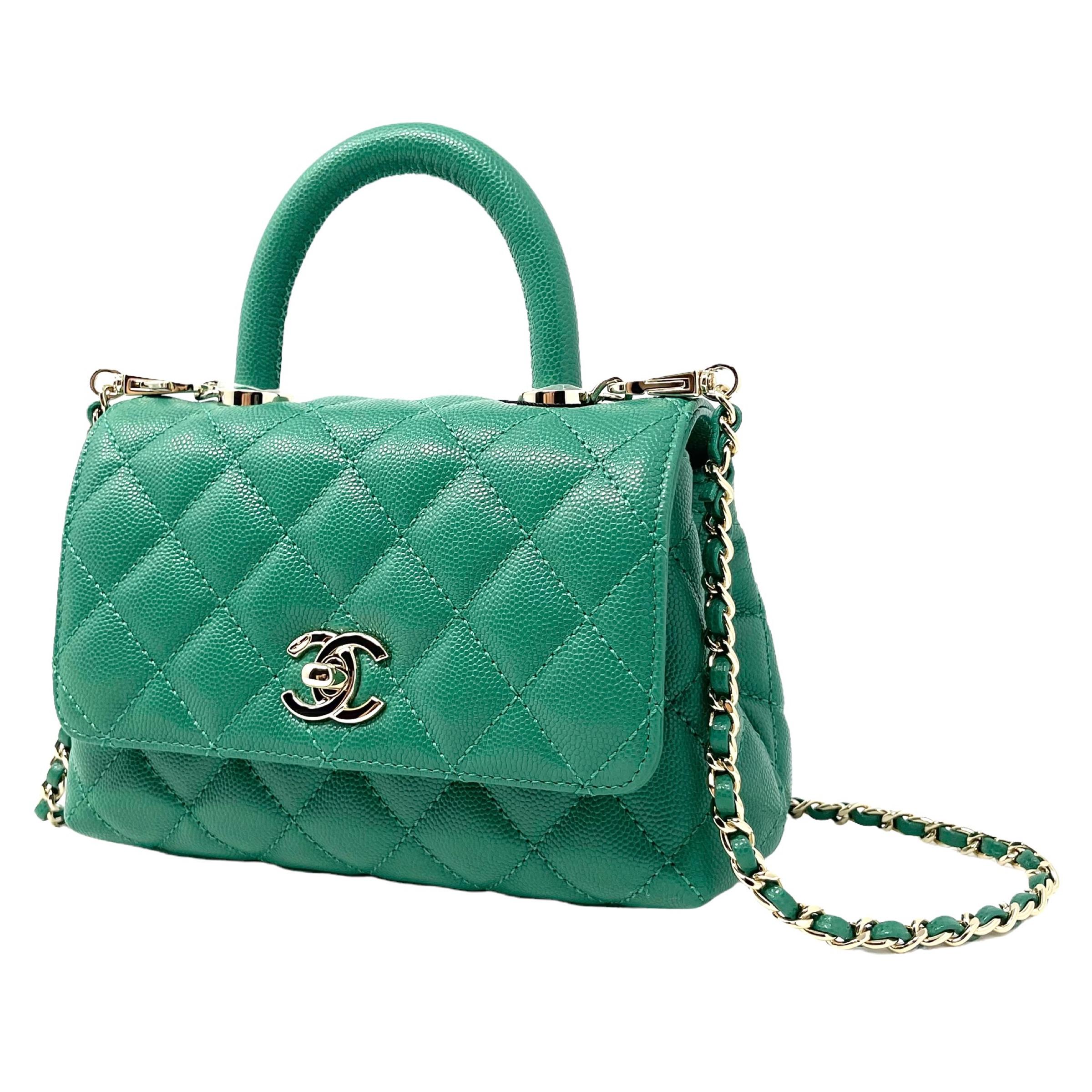 Sac à bandoulière Chanel matelassé à mini rabat et poignée Coco caviar vert, NEUF Neuf - En vente à San Marcos, CA