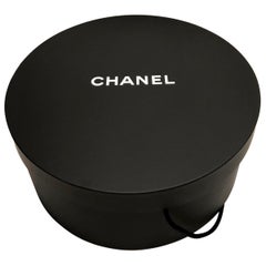 New CHANEL HAT BOX