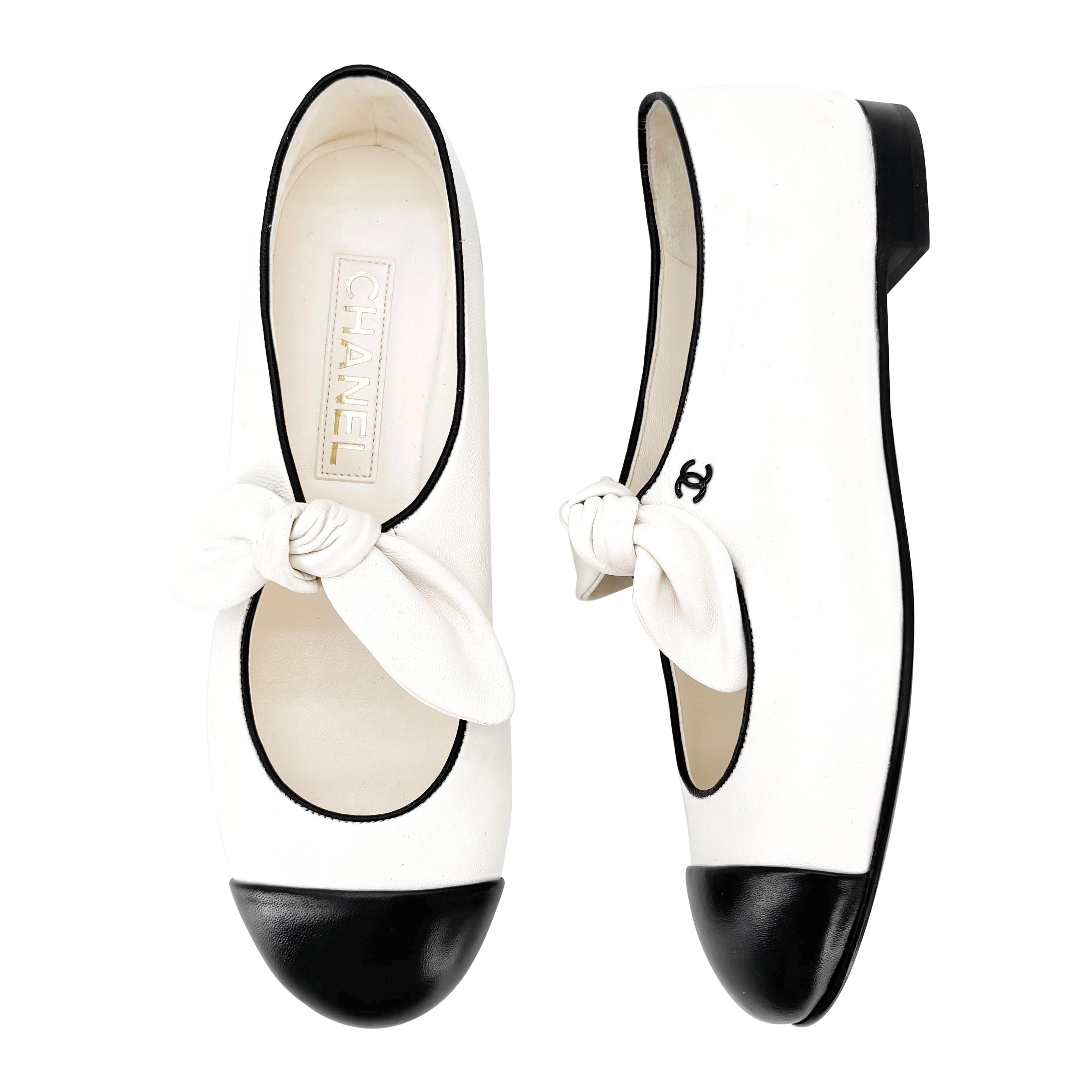 NEW Chanel Lambskin Bow Maryjane CC Cap Toe Flats 37