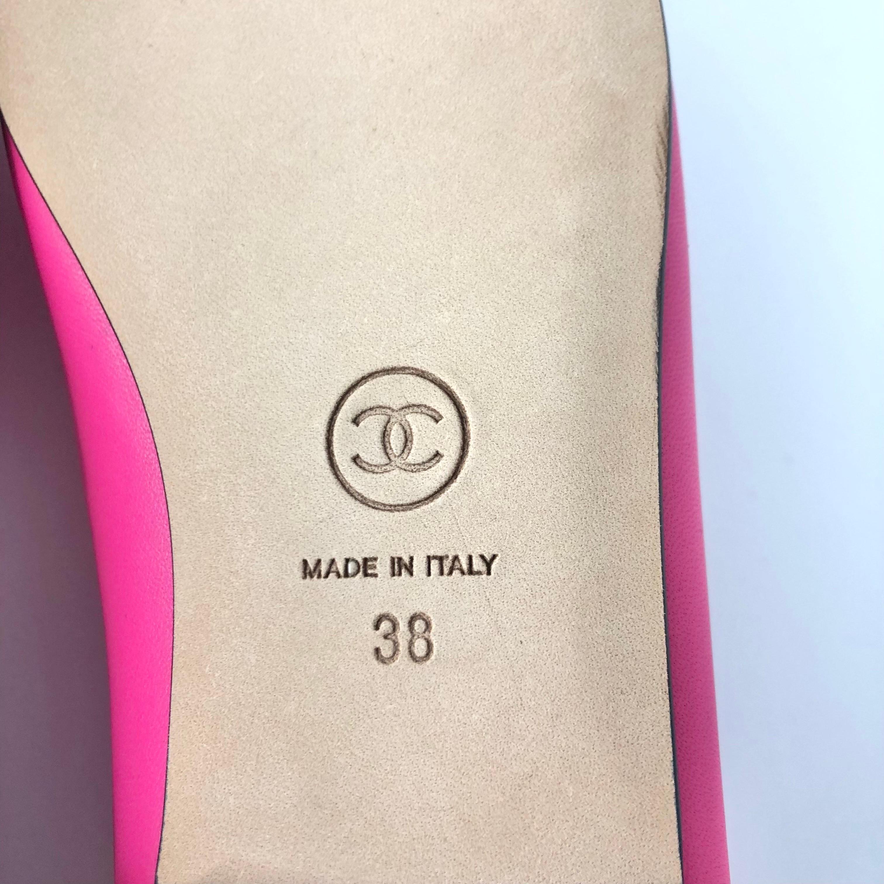 NEW Chanel Lambskin CC Logo Bow Fuchsia Cap Toe Ballerina Flats 38 in vendita 5