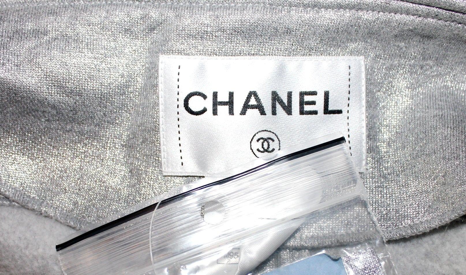 NEW Chanel Metallic Jacket with Chain and Tweed Fringe Trimming 40 For Sale 3