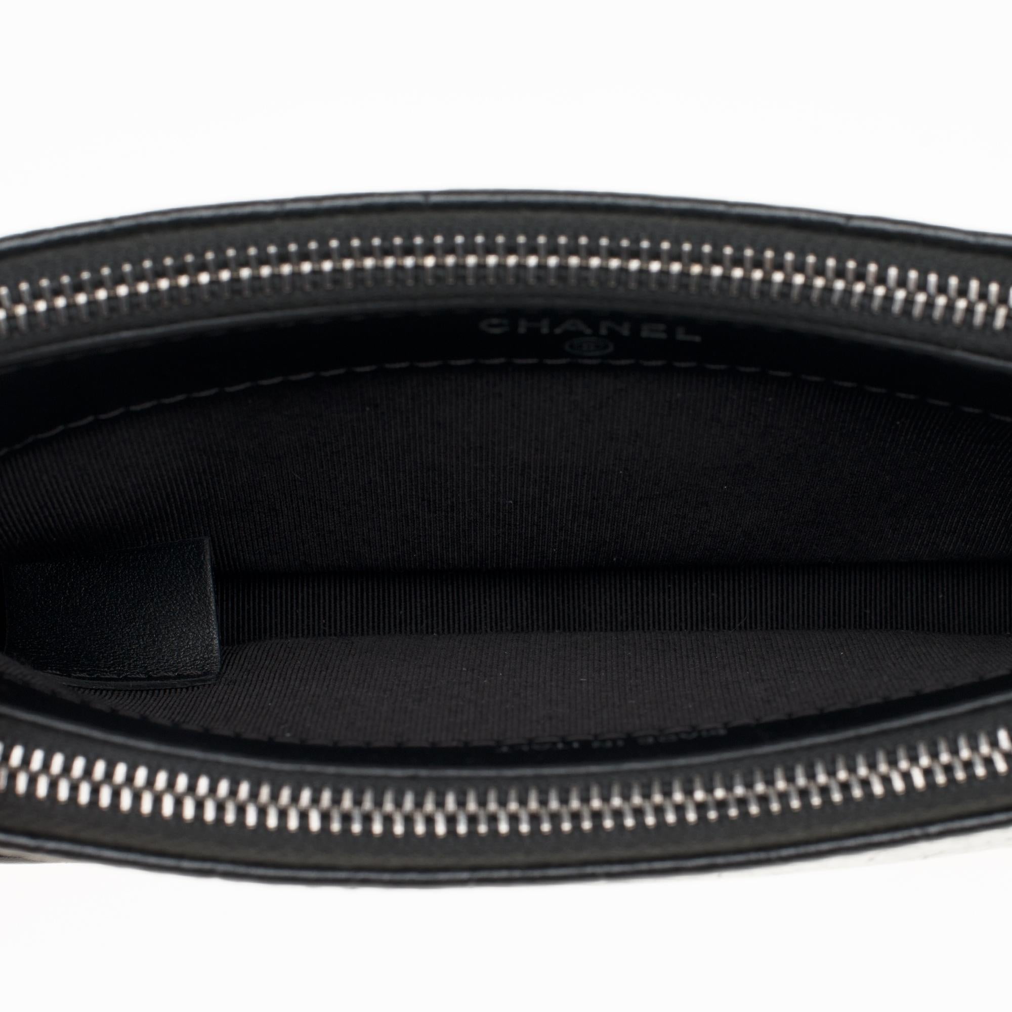 Women's New-Chanel Mini Gabrielle shoulder bag in black calf embossed in crocodile style