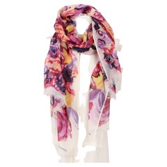 Chanel - Châle en cachemire et soie multicolore camélia, état neuf