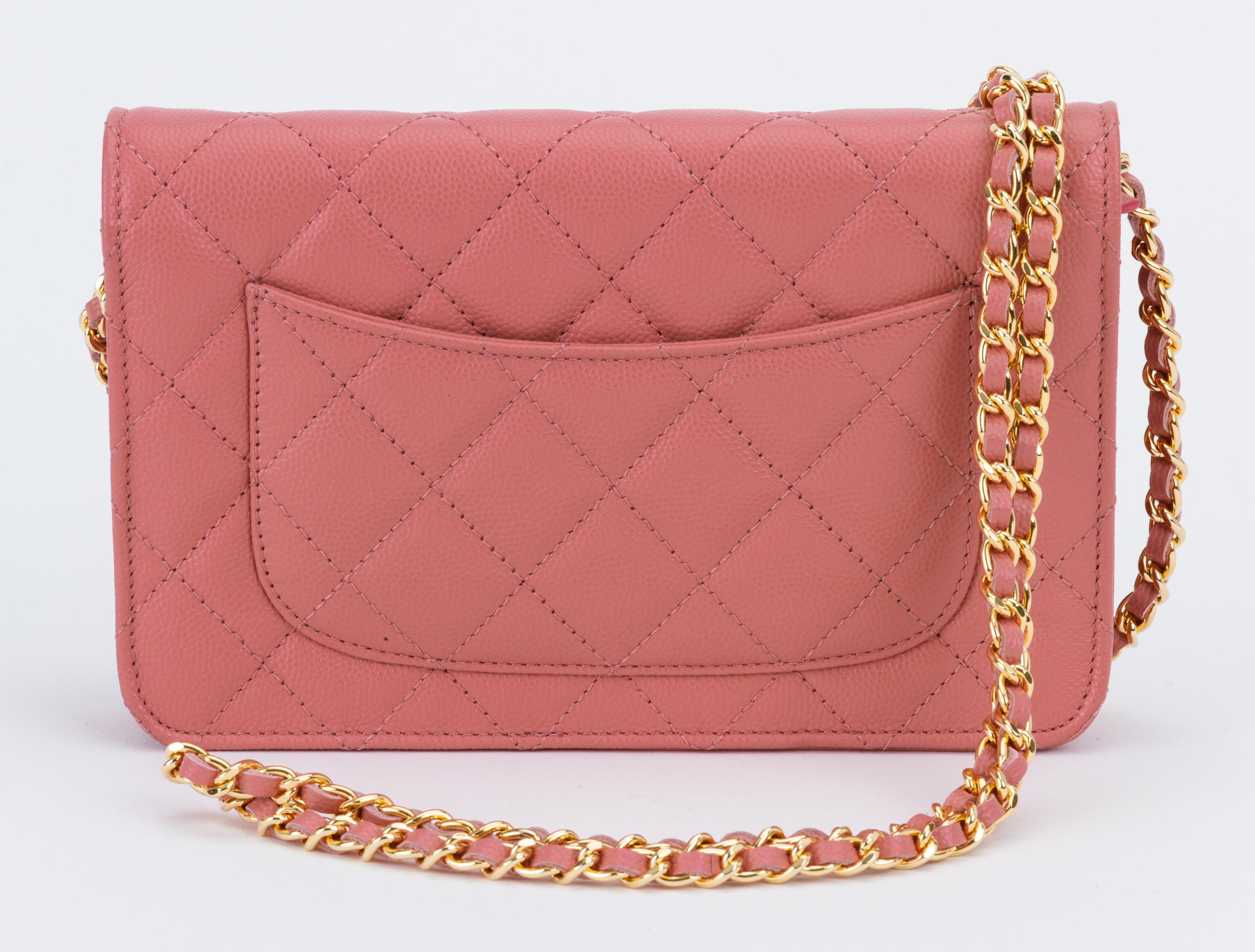 New Chanel PInk Caviar Wallet On A Chain Bag In New Condition In West Hollywood, CA