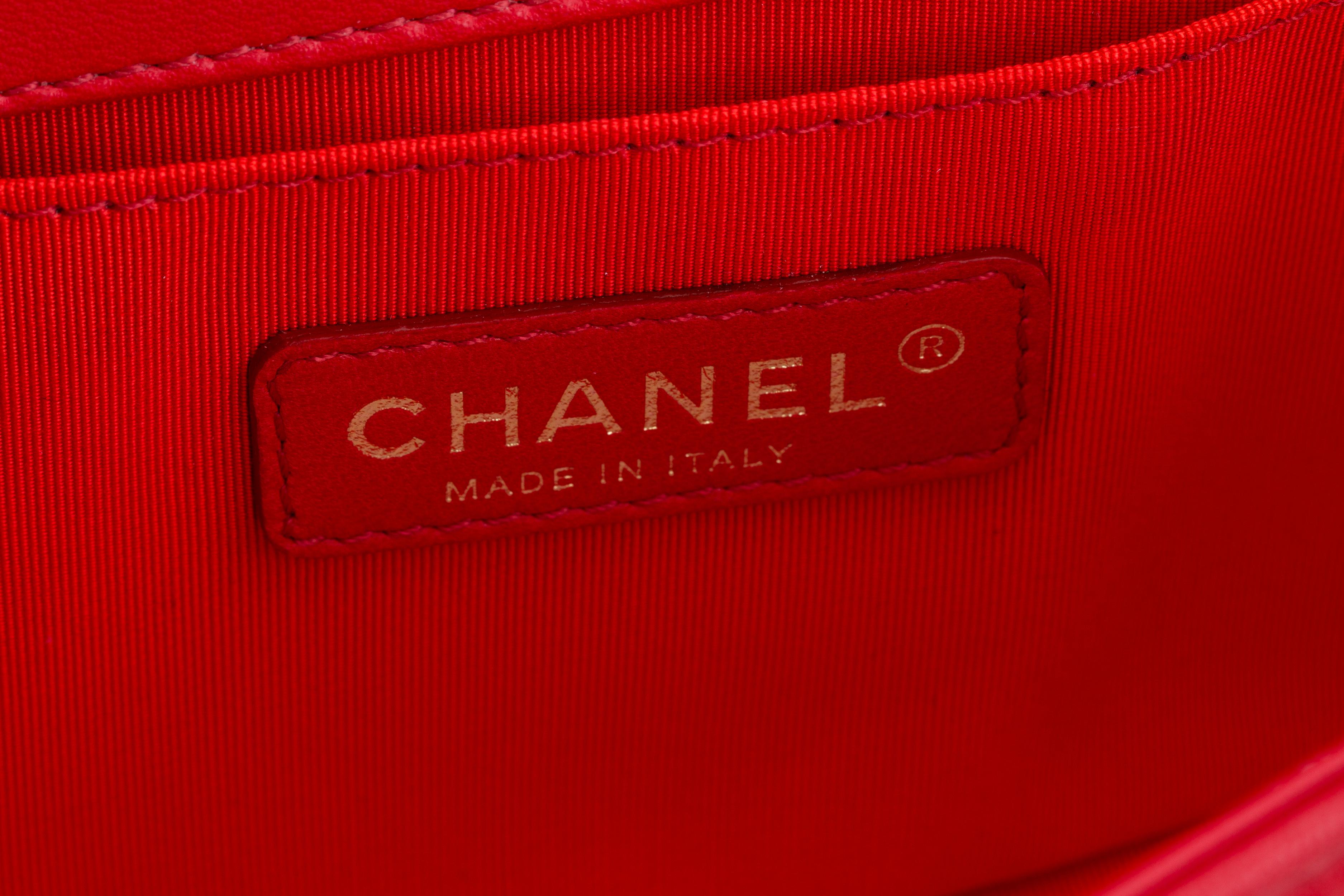 NEW Chanel Red Lambskin Gold Medium Boy Bag 4