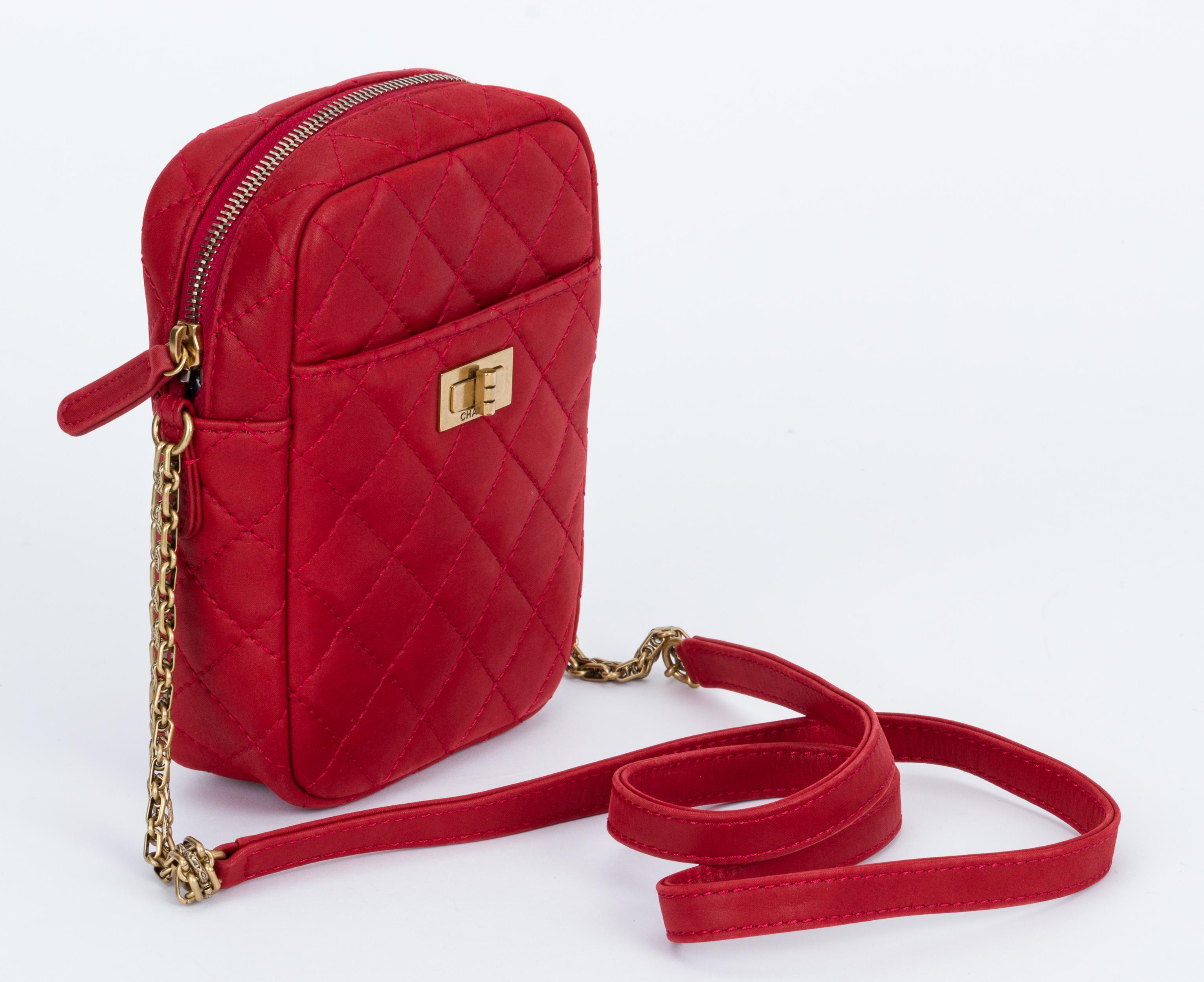 Chanel red leather reissue cross body bag with gold tone hardware. Brand new. Shoulder drop 23