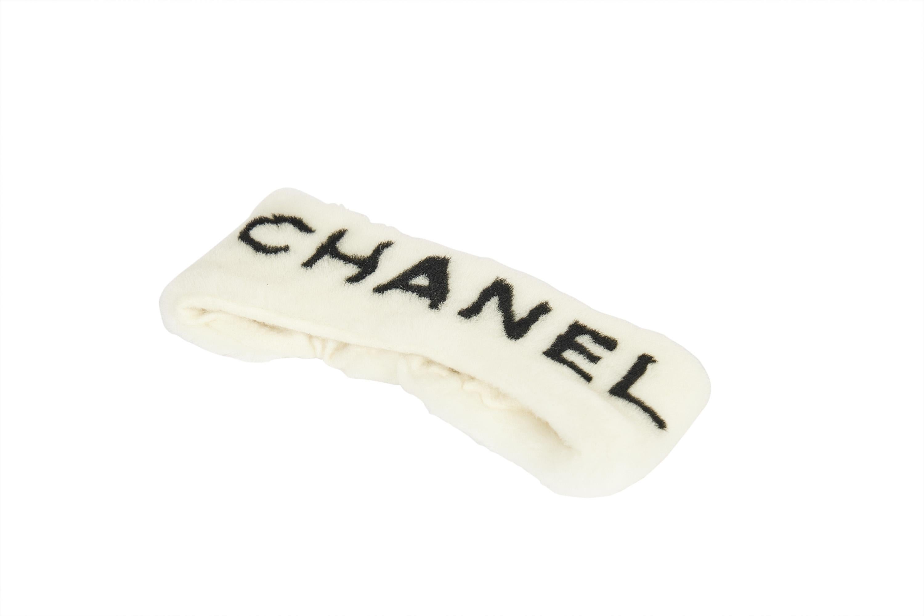 Women's New Chanel Shearling Headband White with Box For Sale