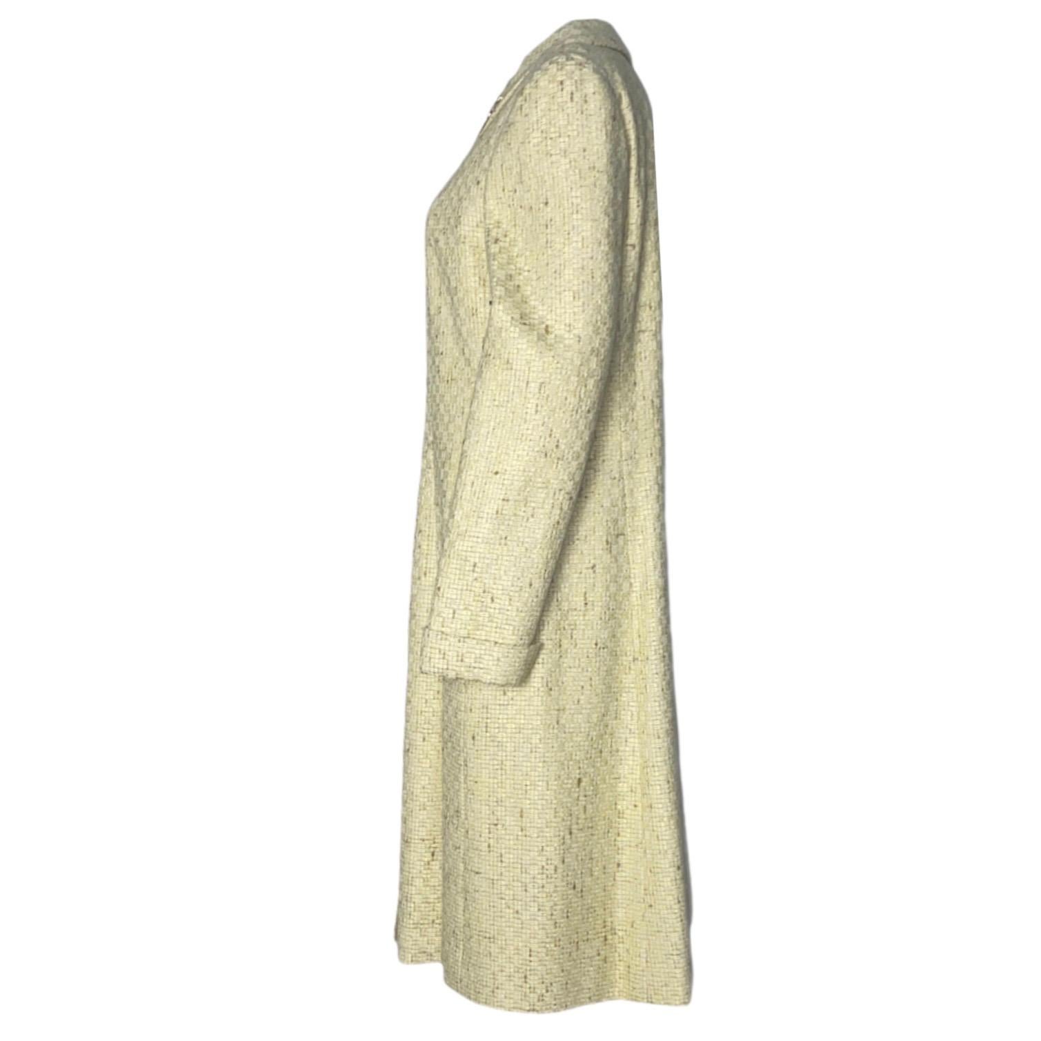 AMAZING & RARE

CHANEL SIGNATURE TWEED COAT

A TIMELESS CLASSIC & TRUE CHANEL PIECE THAT SHOULD BE IN EVERY WOMAN'S WARDROBE

DETAILS:
Beautiful CHANEL tweed coat
A true CHANEL signature item 
Beautriful classic tweed fabric - exclusively designed
