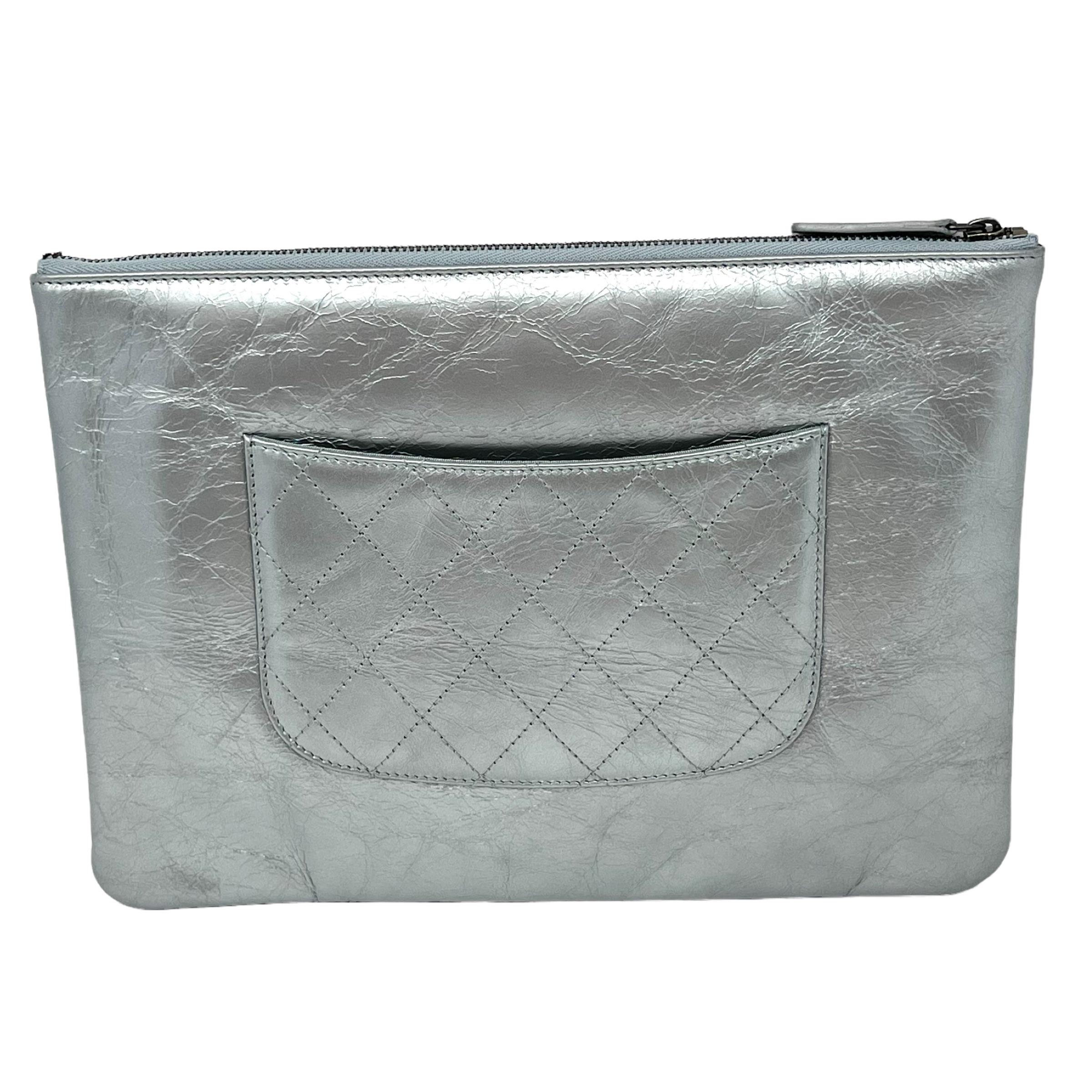 NEW Chanel Silver Chain Logo Leather Clutch Bag For Sale 1