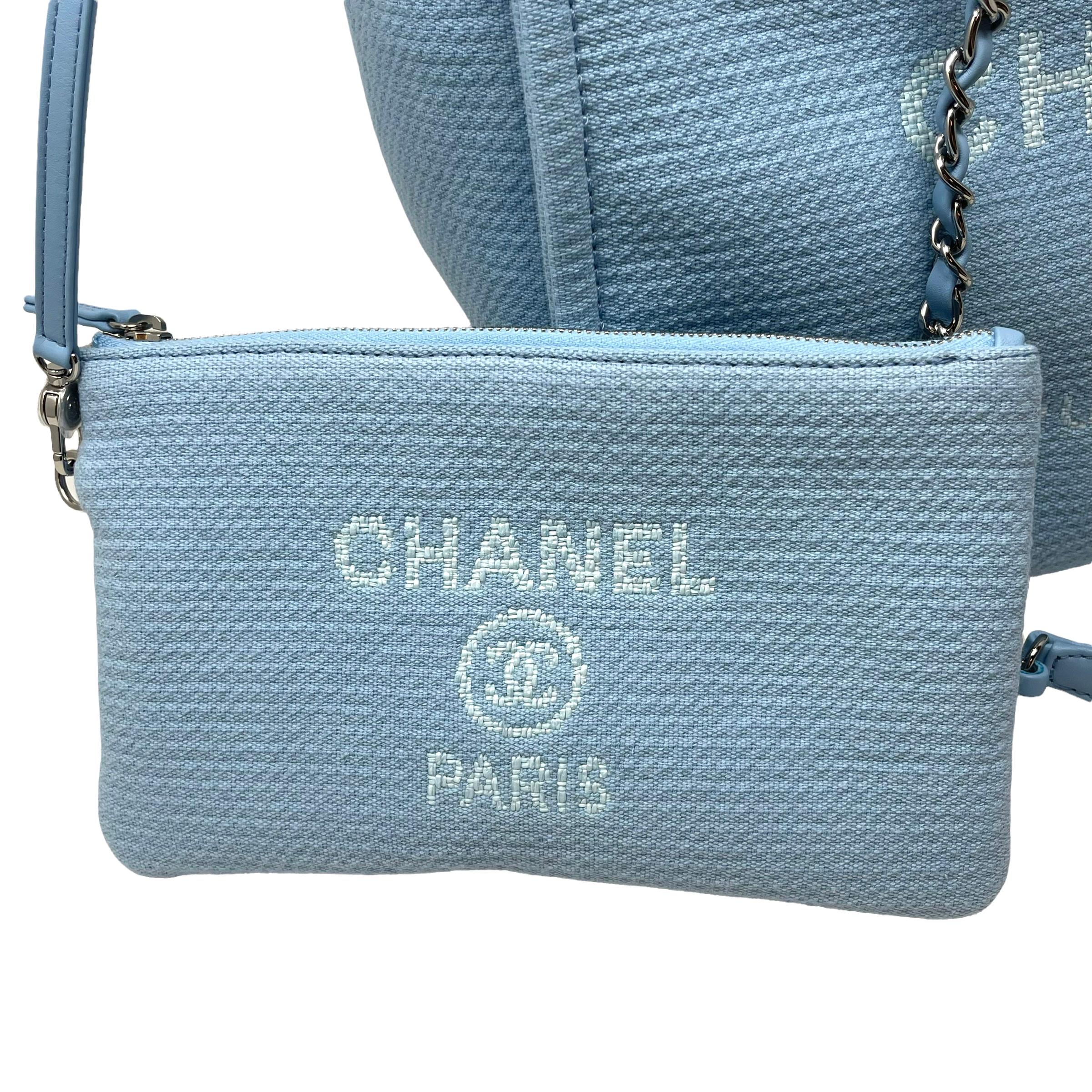 NEU Chanel Kleine Deauville Einkaufstasche Blau Boucle Silber Hardware Tote Bag im Angebot 7