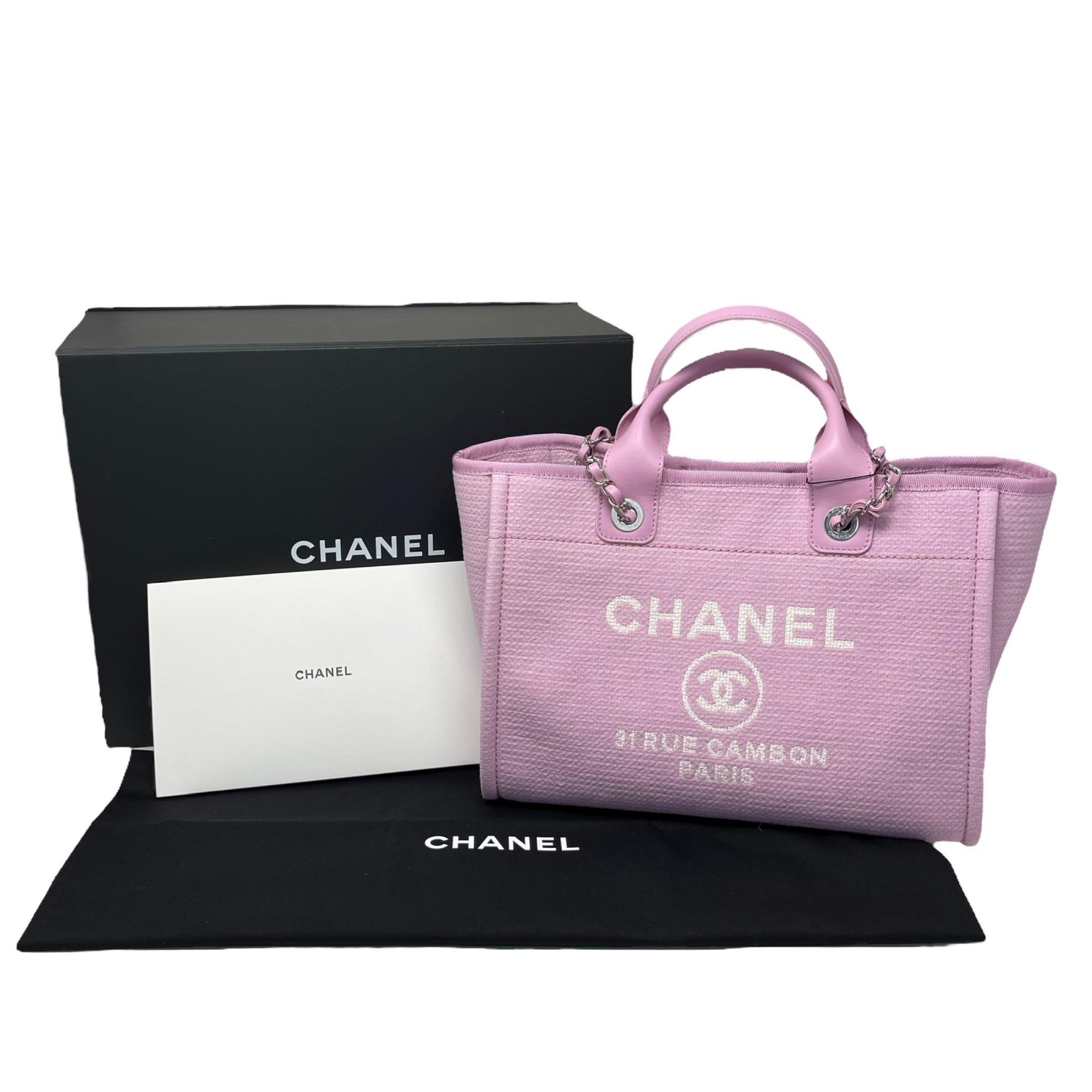 NEU Chanel Kleine kleine Deauville Einkaufstasche Rosa Boucle Silber Hardware Tote Bag im Angebot 3