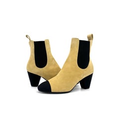 NEW Chanel Suede Kidskin Grosgrain CC Logo Cap Toe Chelsea Short Boots 37.5