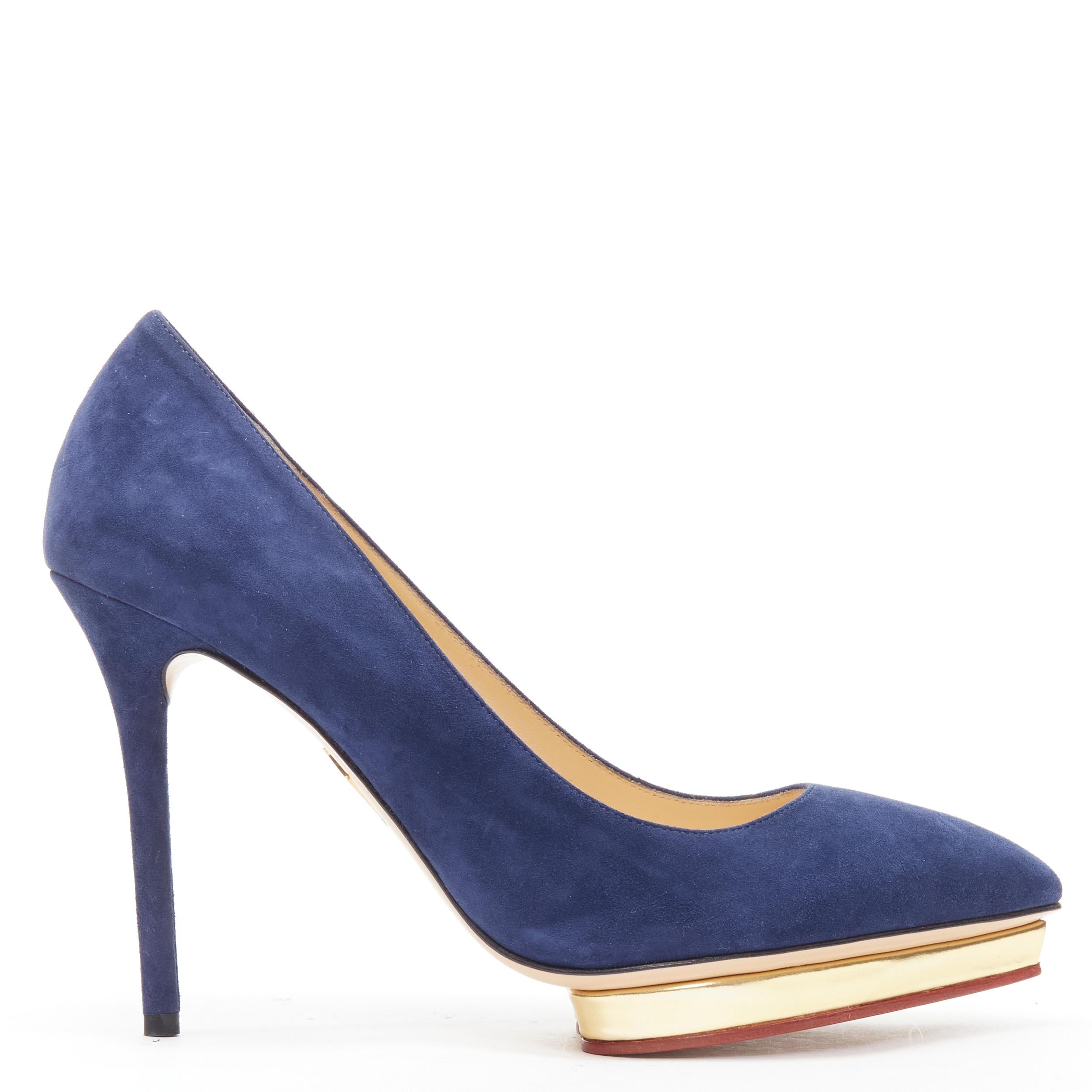 navy blue pumps