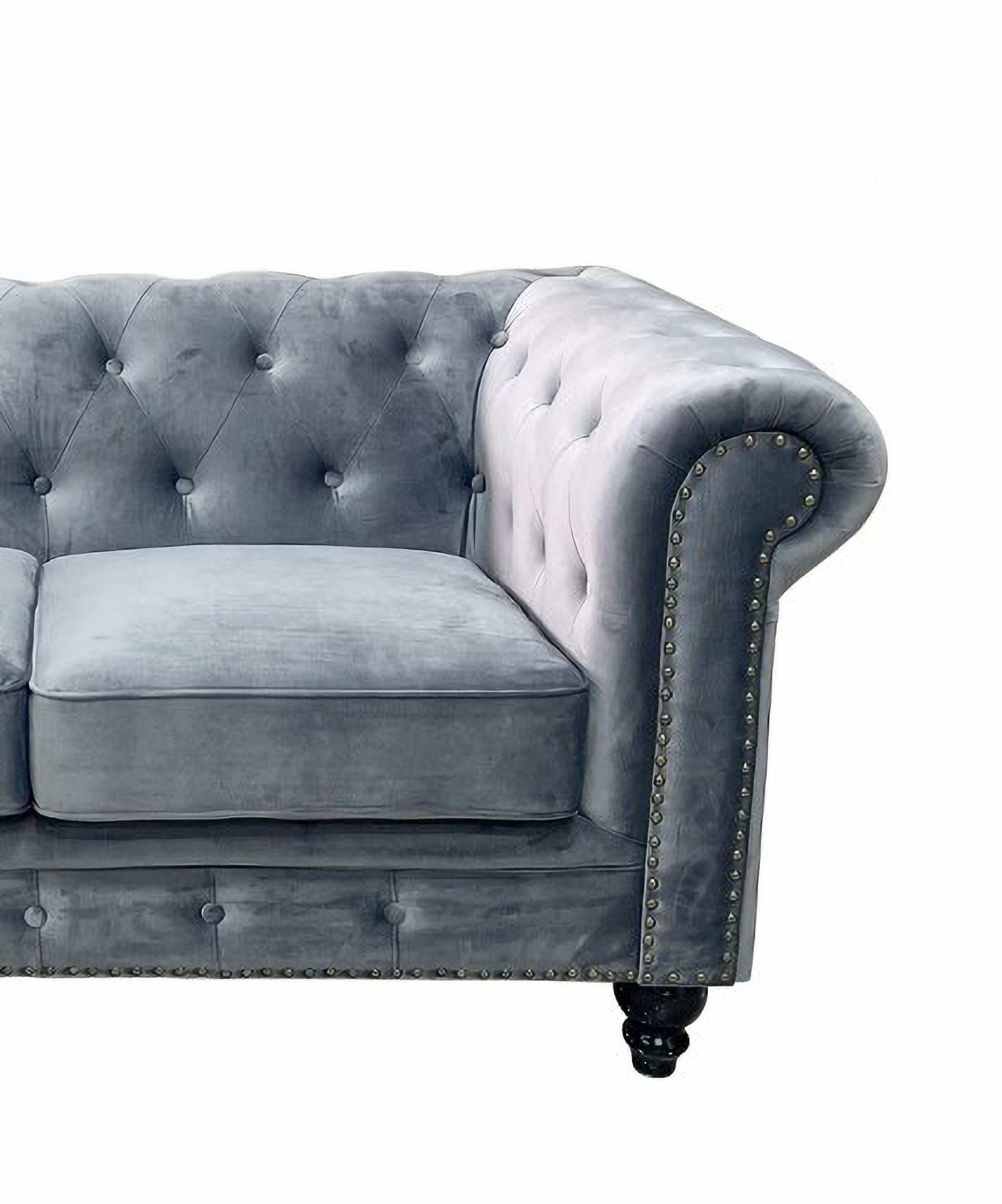 CHESTER PREMIUM 2 seater sofa, grey velvet upholstery.

-Design sofa, 2seats.

-Made with a solid wooden structure.

-High density polyurethane foam.

-Upholstered in navy blue velvet fabric

-2-seater sofa to match, optional

-Other