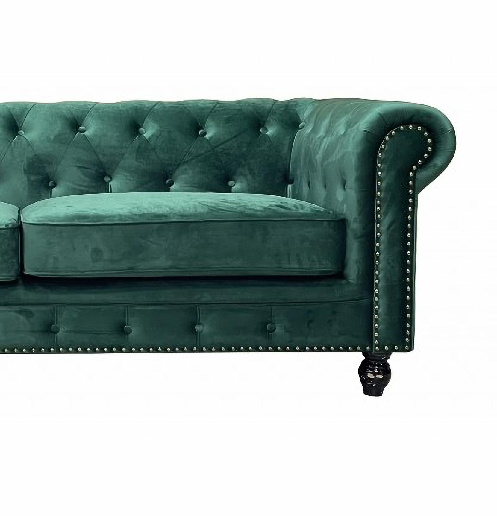 CHESTER PREMIUM 3-seater sofa, green velvet upholstery

-Design sofa, 3 seats.

-Made with a solid wooden structure.

-High density polyurethane foam.

-Upholstered in navy blue velvet fabric

-2-seater sofa to match, optional

-Other