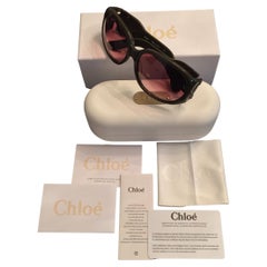 Nuevo Gafas de sol Chloe color oliva oscuro con estuche y tarjetas