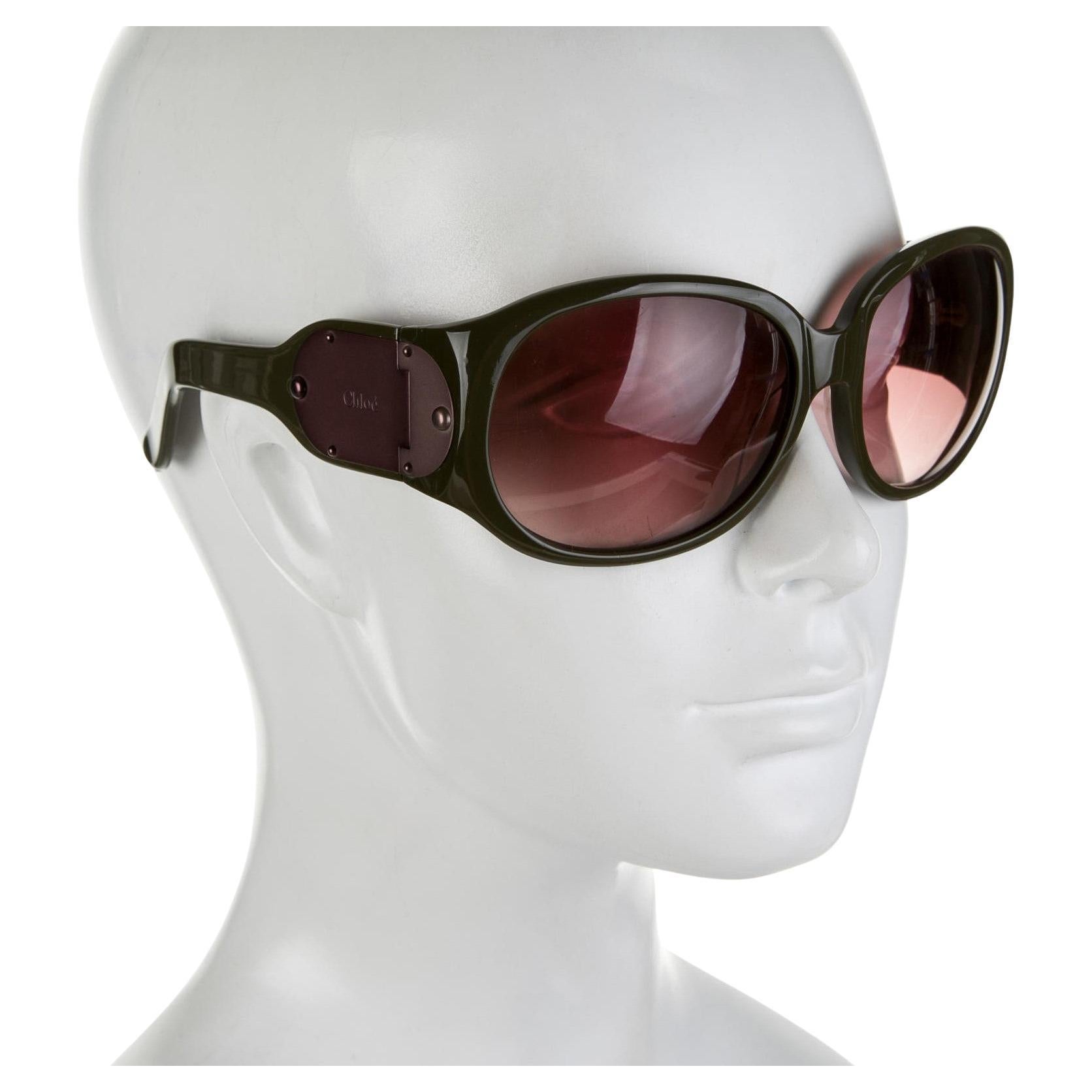 Neu Chloe Dark Olive Sonnenbrille mit Etui & Karten (Schwarz) im Angebot