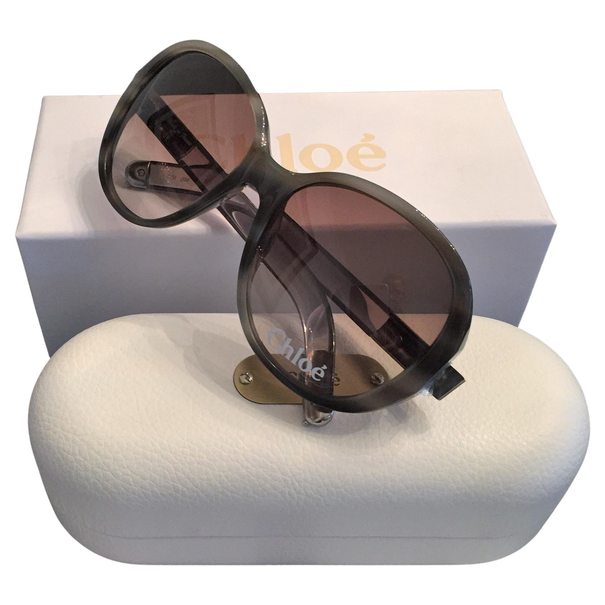 Nuevas Gafas de Sol Chloe Cuerno Tortuga Con Lucite Con Estuche y Caja Beige en venta