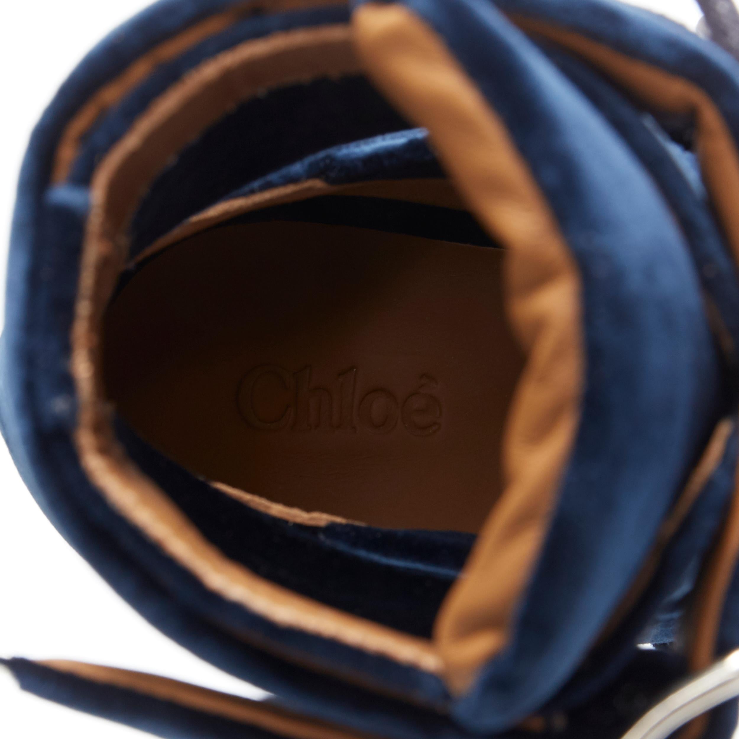 Neu CHLOE Rylee Stiefeletten aus blauem Samt mit Schnalle und Schnürung EU37 im Angebot 5