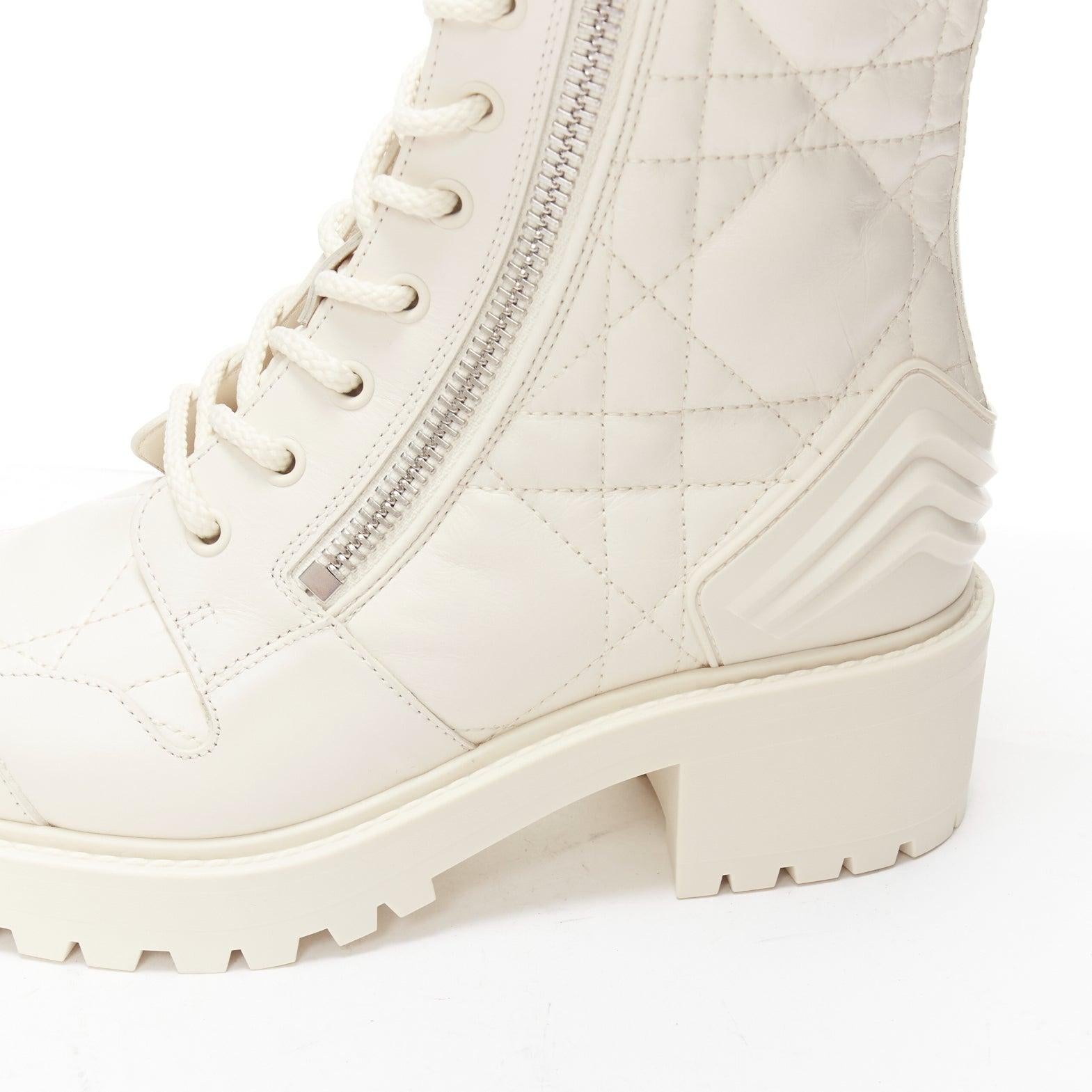 Women's new CHRISTIAN DIOR 2023 D-Leader white Cannage quilted leather ankle boots EU38 For Sale