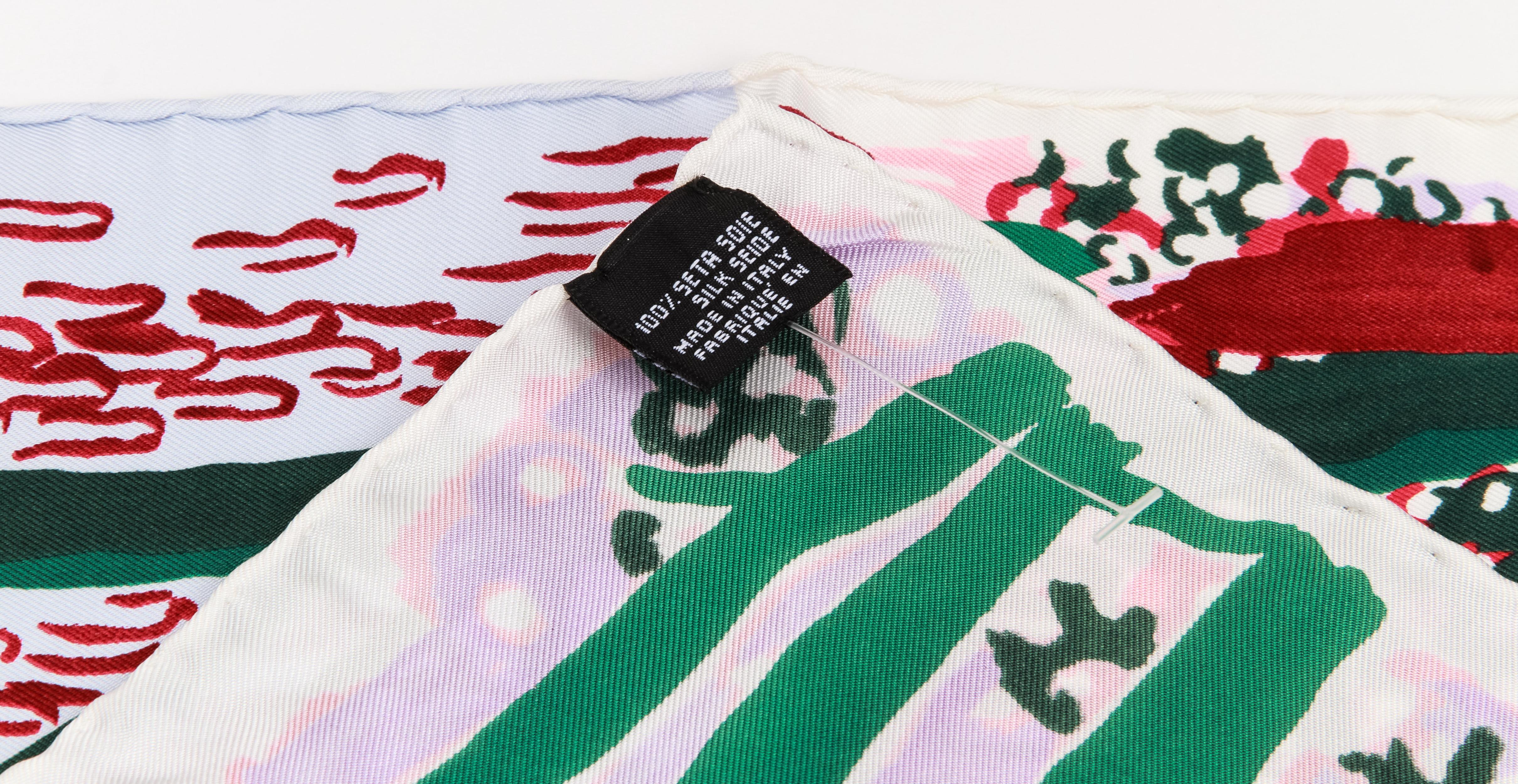 Christian Dior - Écharpe en soie imprimée forêt, état neuf Pour femmes en vente