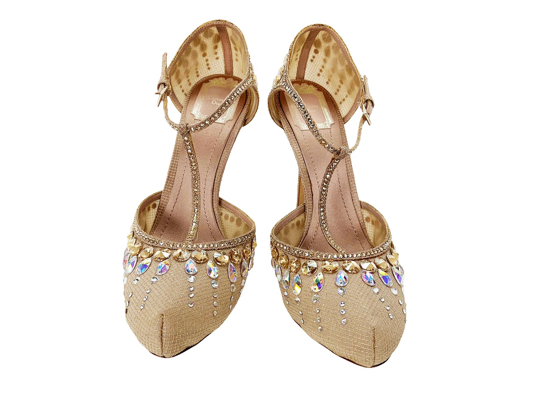 Beige Nouveau Christian Dior Nude Crystal Embellis T-strap Shoes Pumps 39.5  en vente