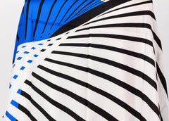 New Christian Dior Oversize Silk Geometric Shawl Scarf 54" (écharpe châle géométrique en soie)