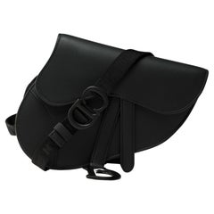 Nouveau Christian Dior Pochette ceinture Saddle en veau noir, BHW
