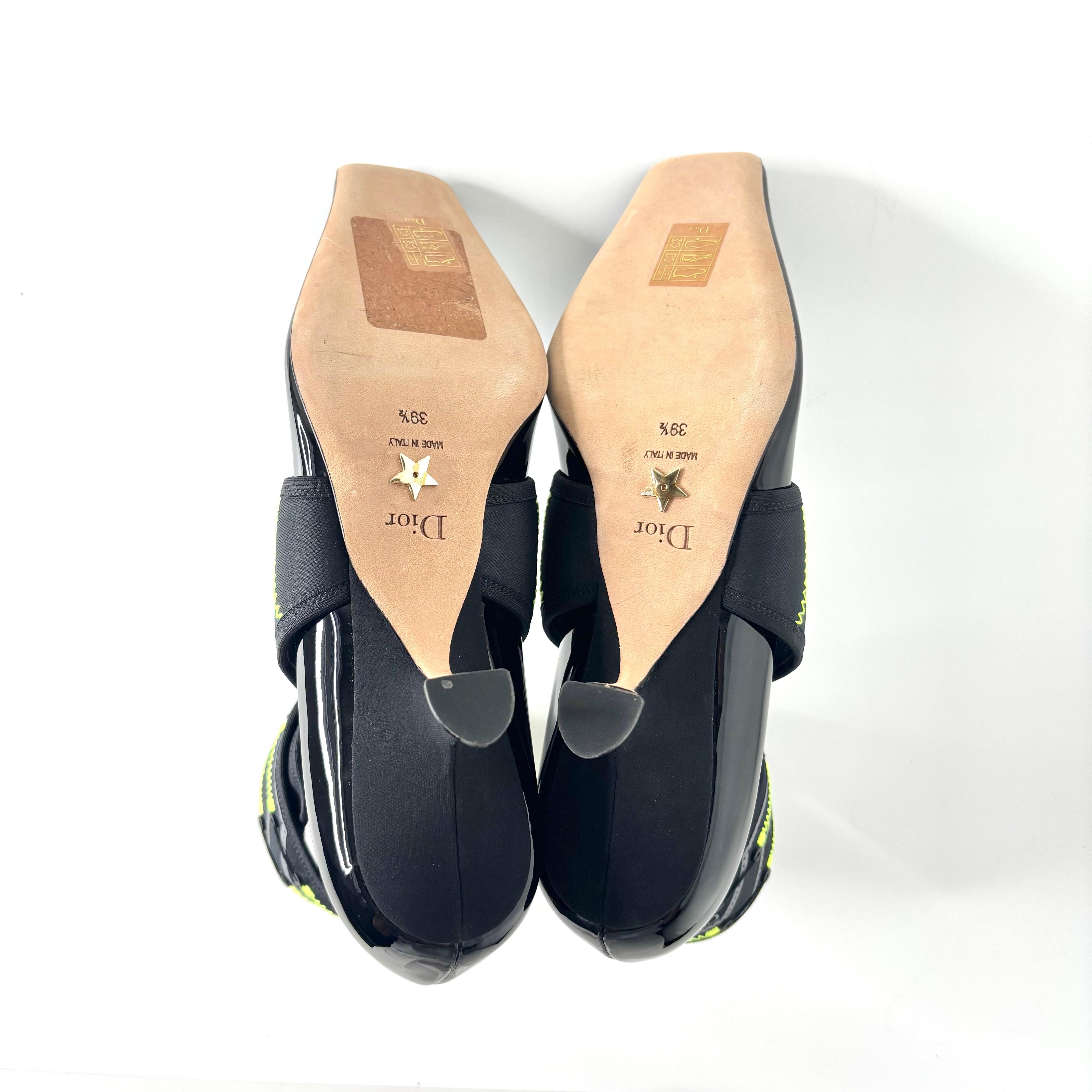 Donna NUOVO Christian Dior x Roger Vivier Pumps in vernice nera 39,5 in vendita