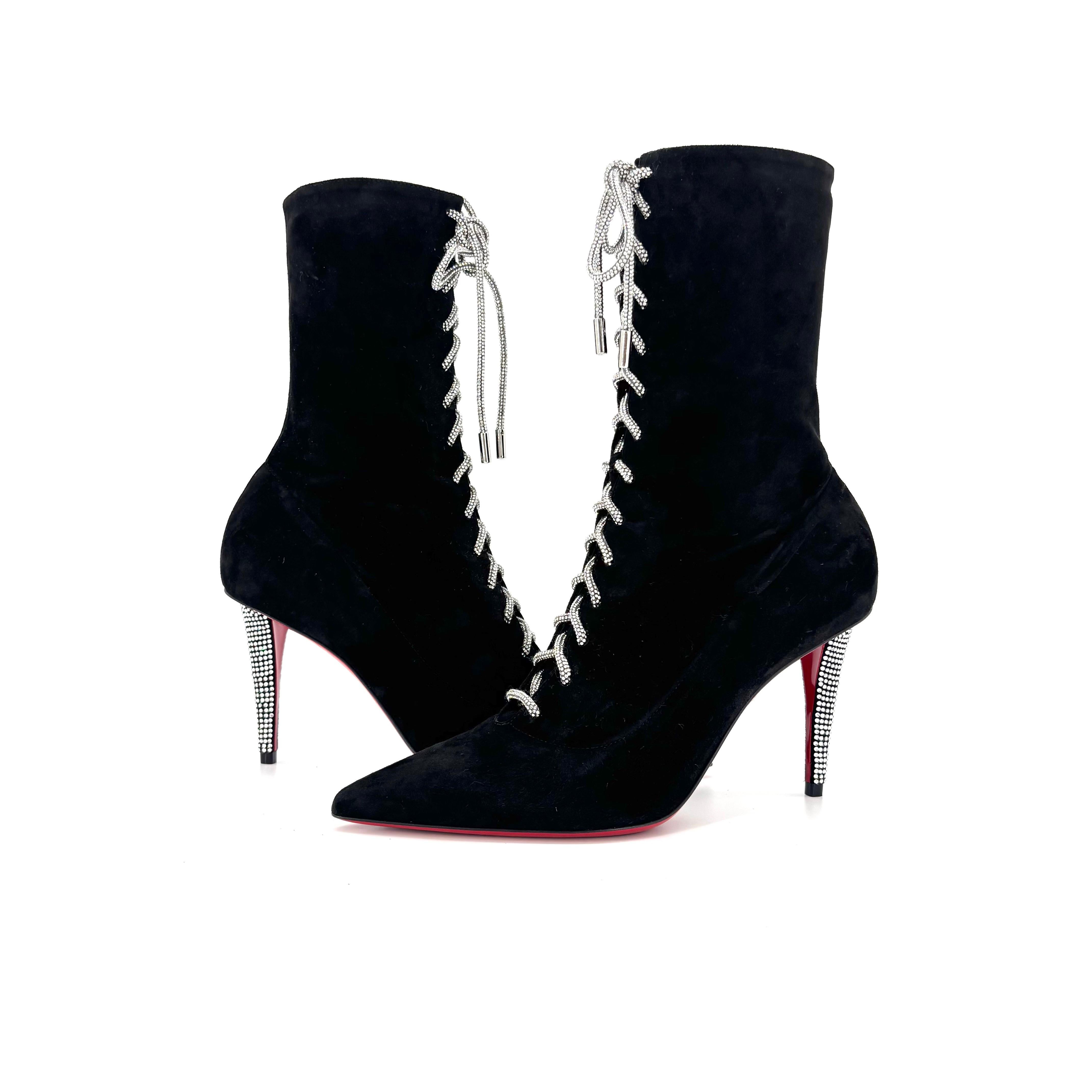 NUEVO Christian Louboutin Astrid Botín Encaje Strass 85 Botas Adornadas 37 en Nuevo estado para la venta en Mechanicsville, VA