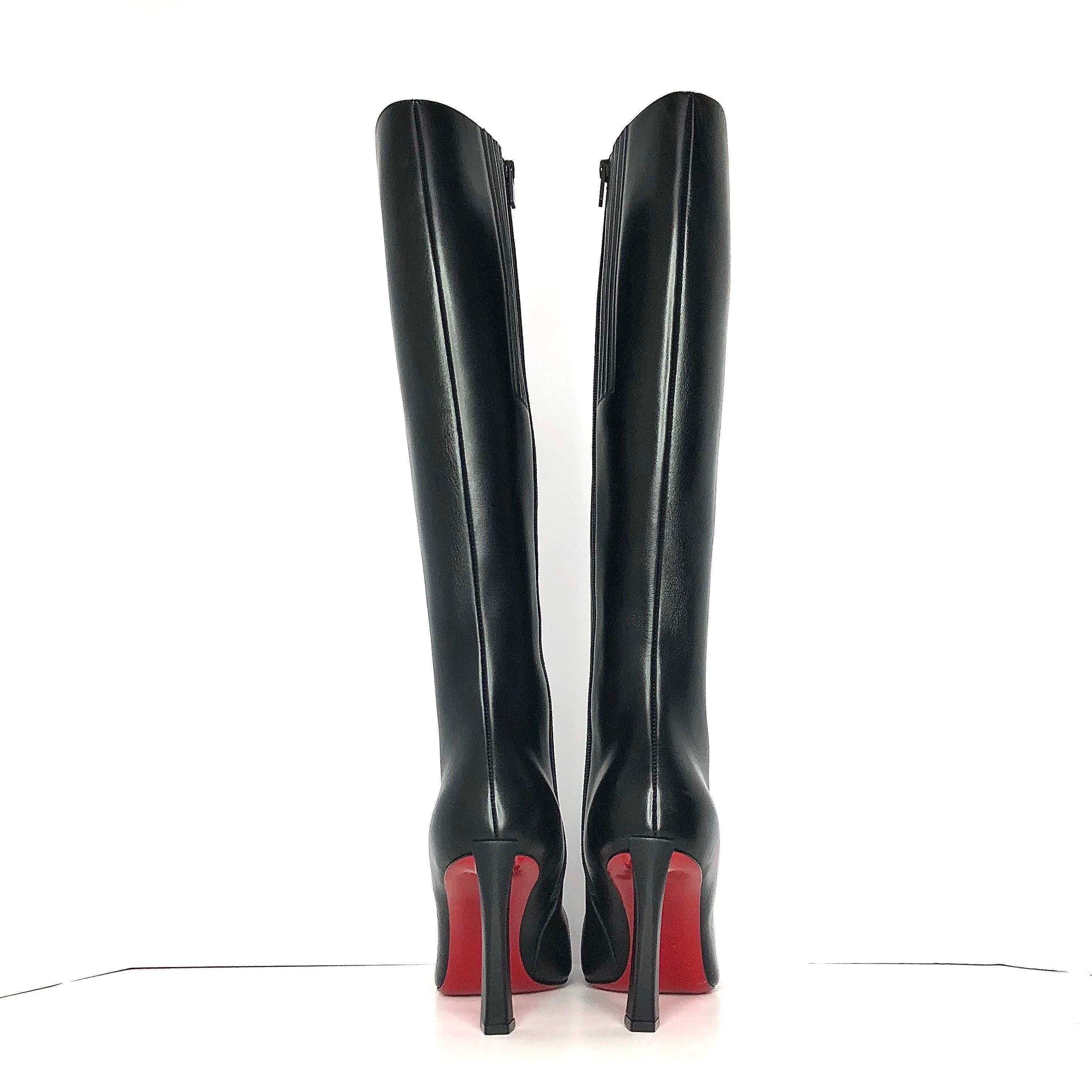 NEW Christian Louboutin Condora Botta Tall Knee High Pointed Toe Boots 39.5 In condizioni ottime in vendita a Mechanicsville, VA