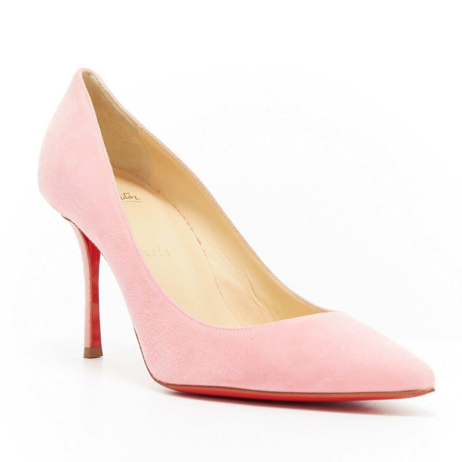 new CHRISTIAN LOUBOUTIN Decoltish 85 Dolly pink suede pointy pigalle pump EU39.5
CHRISTIAN LOUBOUTIN
Decoltish 85. Dolly light pink suede leather upper. 
Pointed toe. Tonal stitching. Stiletto high heel. 
Padded tan leather lining. 
Signature